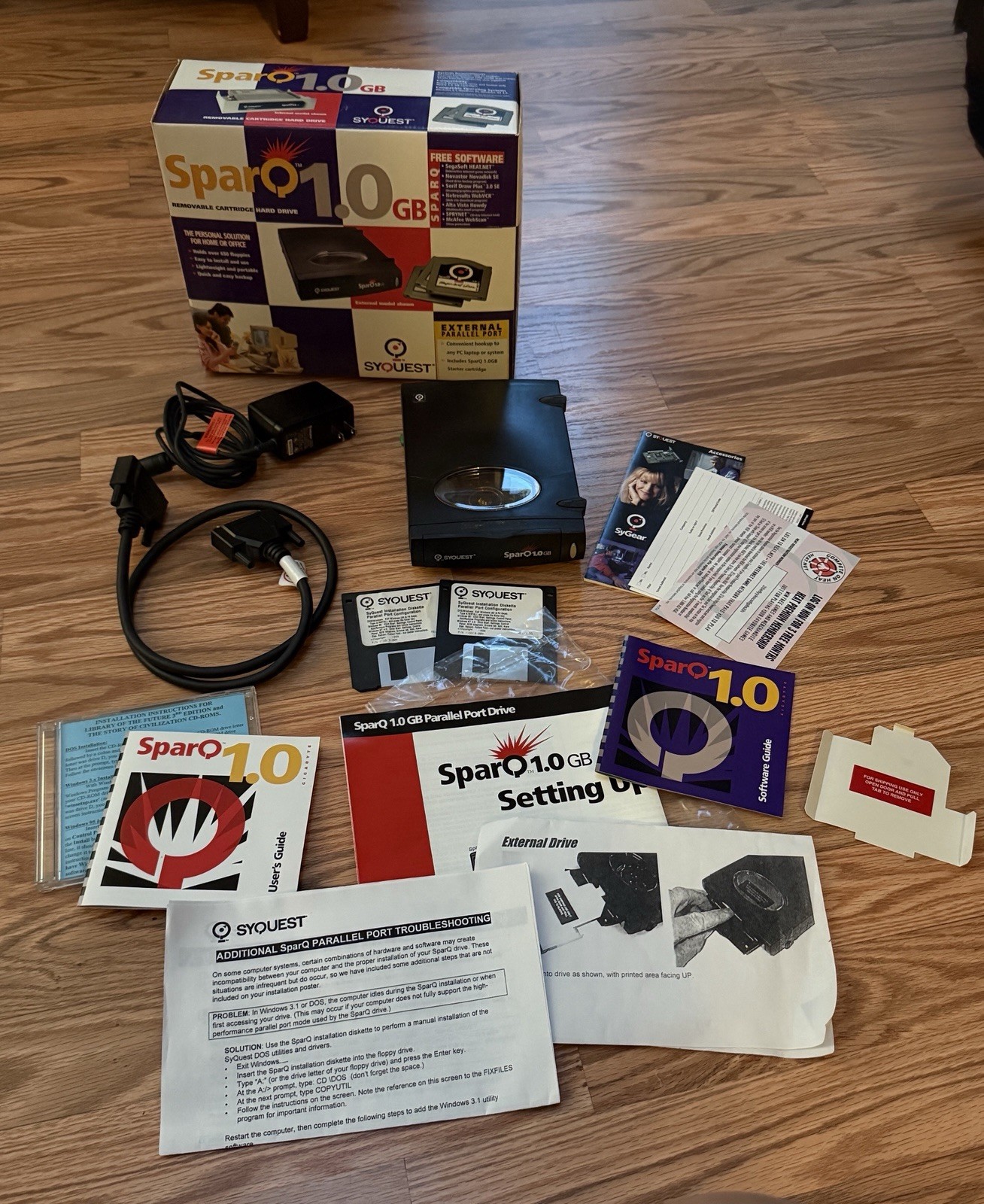 Vintage SyQuest SparQ 1.0GB Parallel Port Drive Complete in Box FOR PARTS Repair