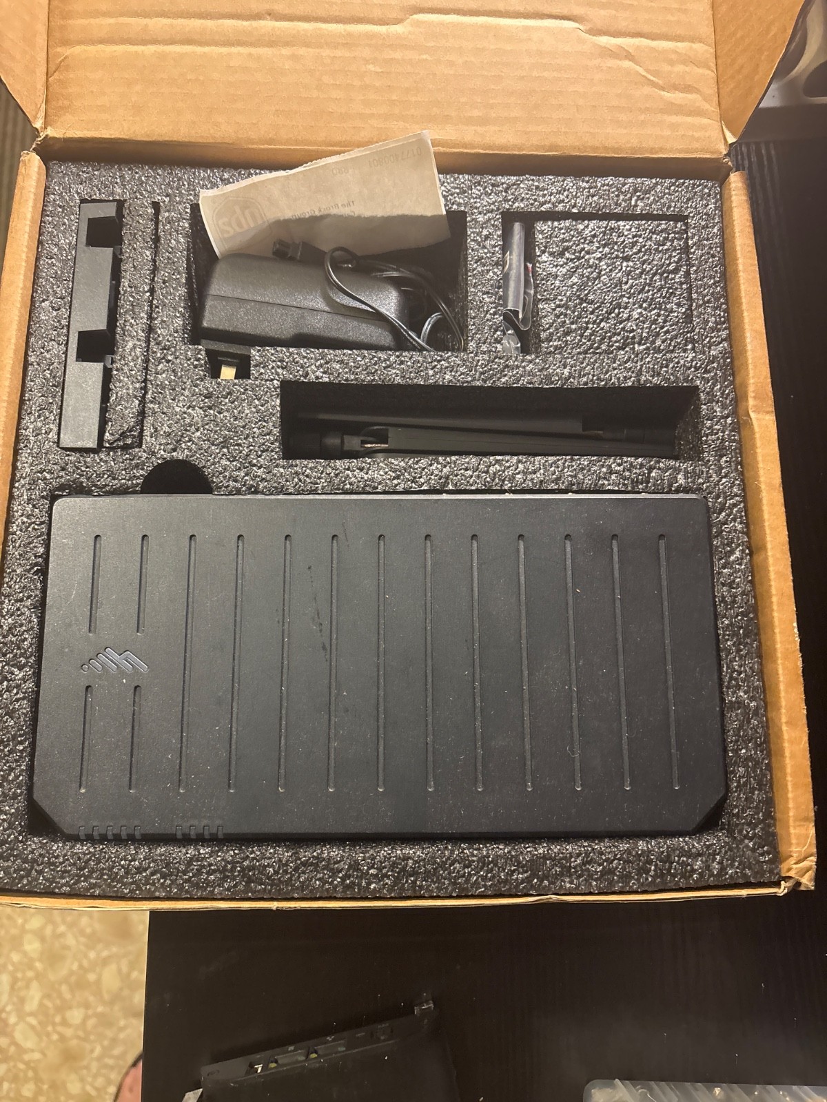 Cradlepoint e300 series, wireless router