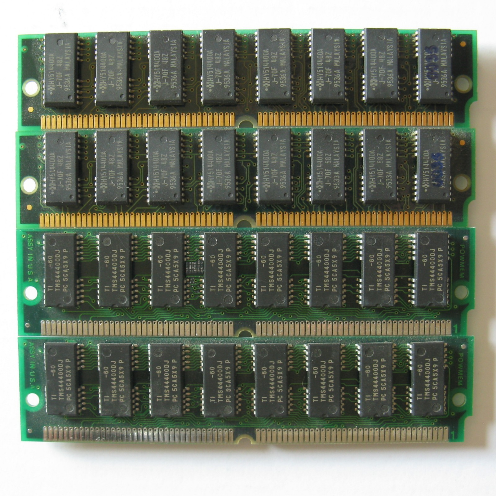 32MB 72-Pin SIMM Memory as 4 x 8MB Sticks,  60ns and 70ns Chips