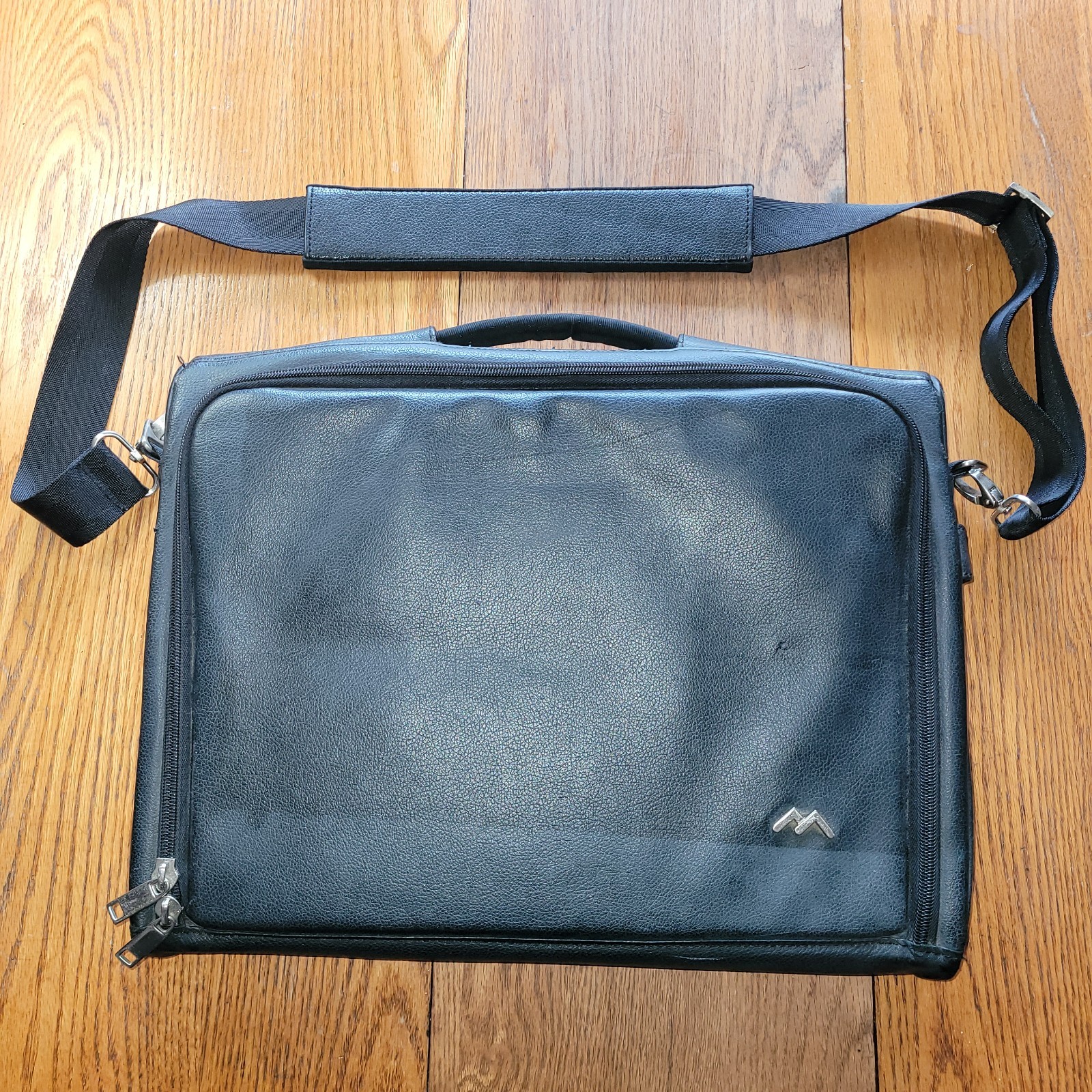 Macbook Pro Brenthaven Laptop Leather Case 16" x 12"