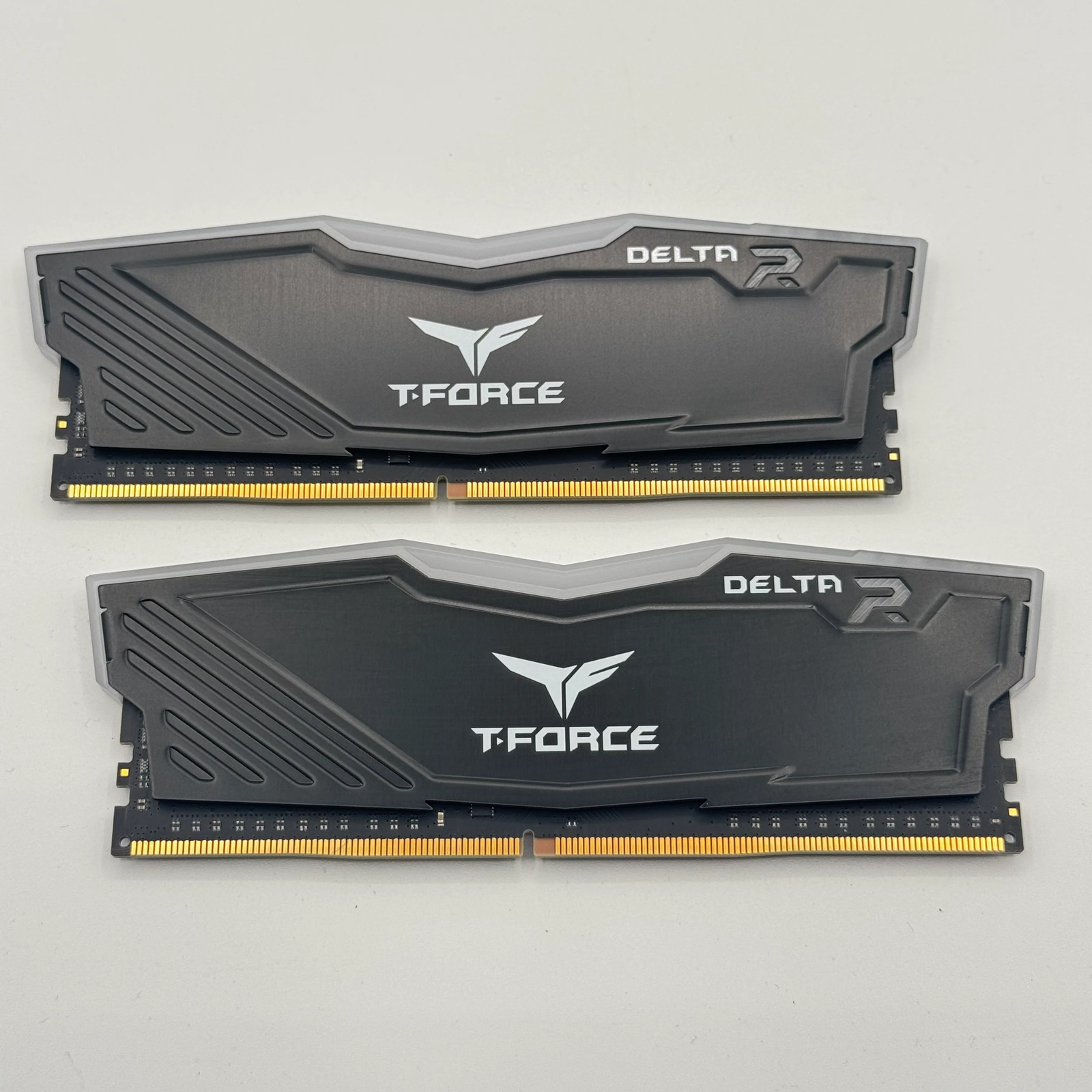 TeamGroup T-Force DELTA RGB 32GB (2x16GB) DDR4 3200MHz Black