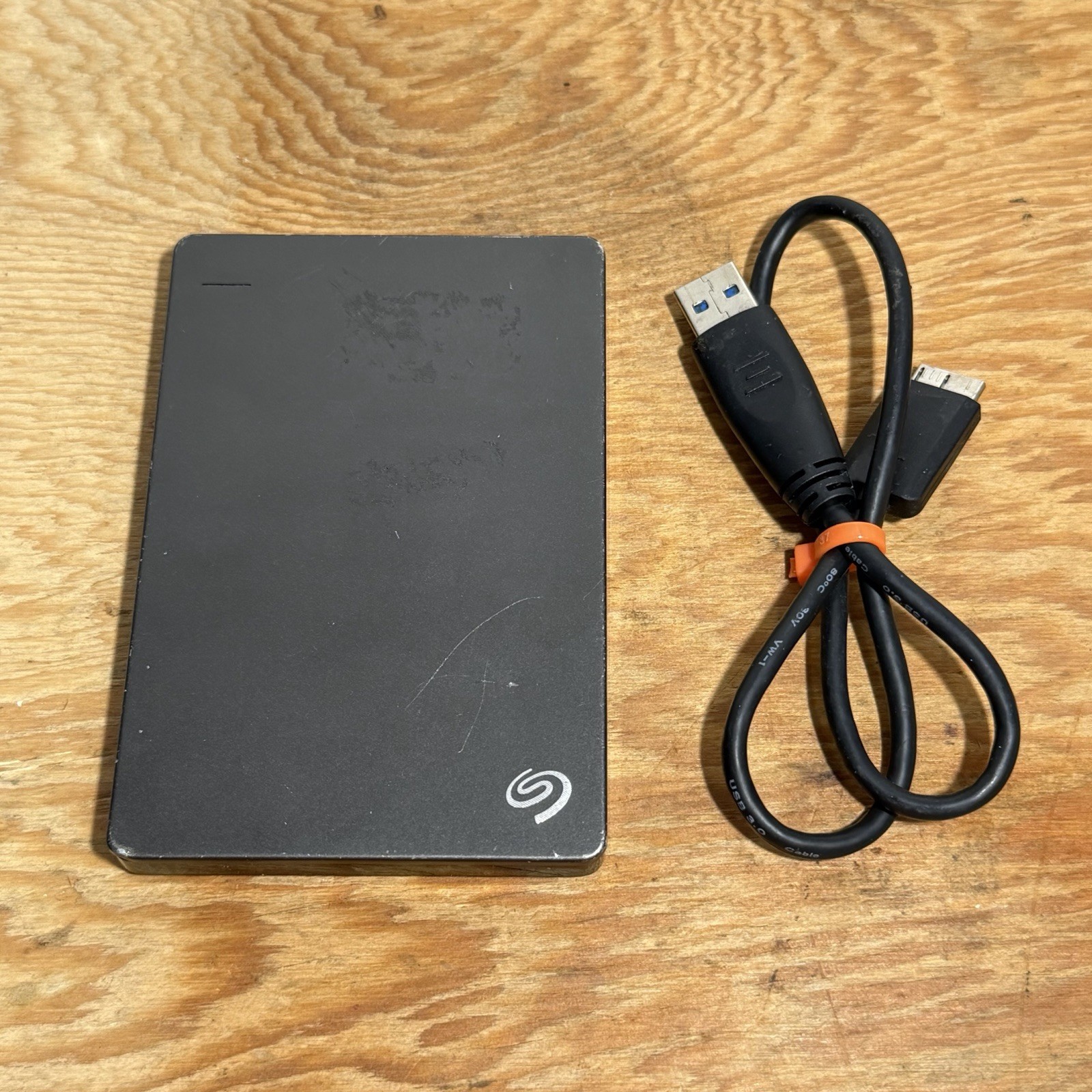 Seagate Backup Plus Portable Drive 1TB SRD00F1 With Cable