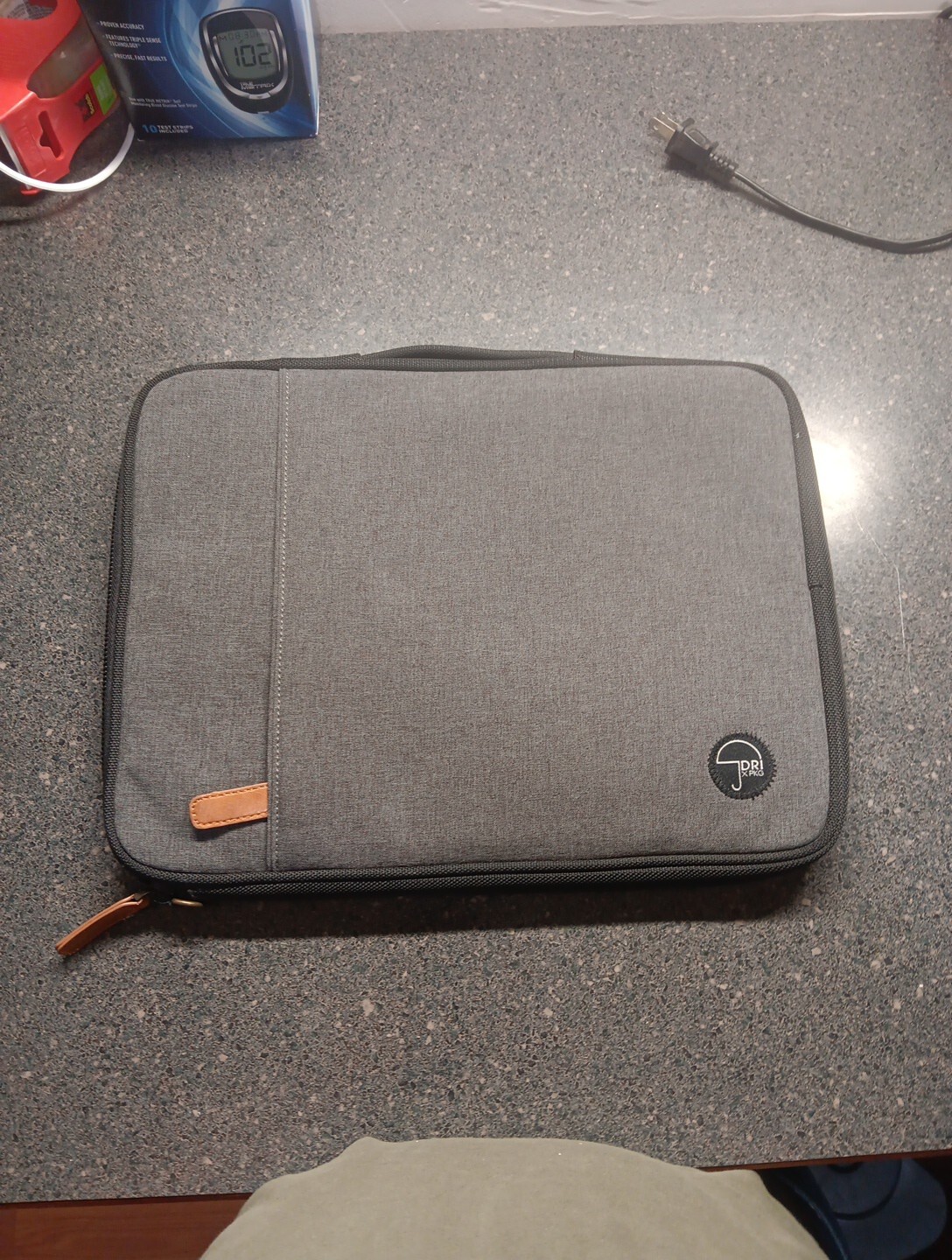 PKG X DRI 13 inch Laptop Sleeve Padded Case Multiple Pockets Zipper Gray 13x9.5