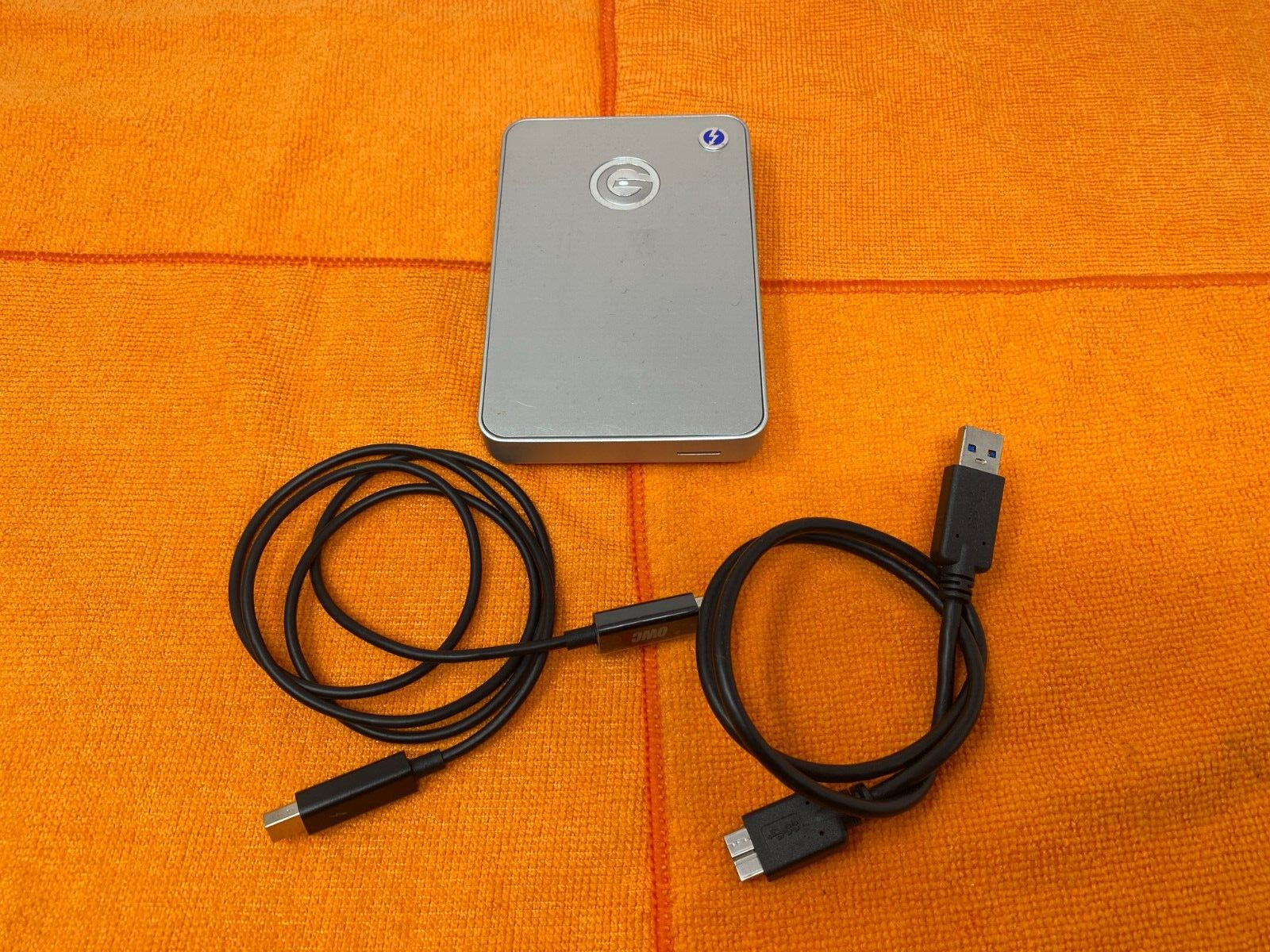 G-TECHNOLOGY G-DRIVE THUNDERBOLT USB 3.0 1TB PORTABLE HARD DRIVE USAGE 18 DAYS