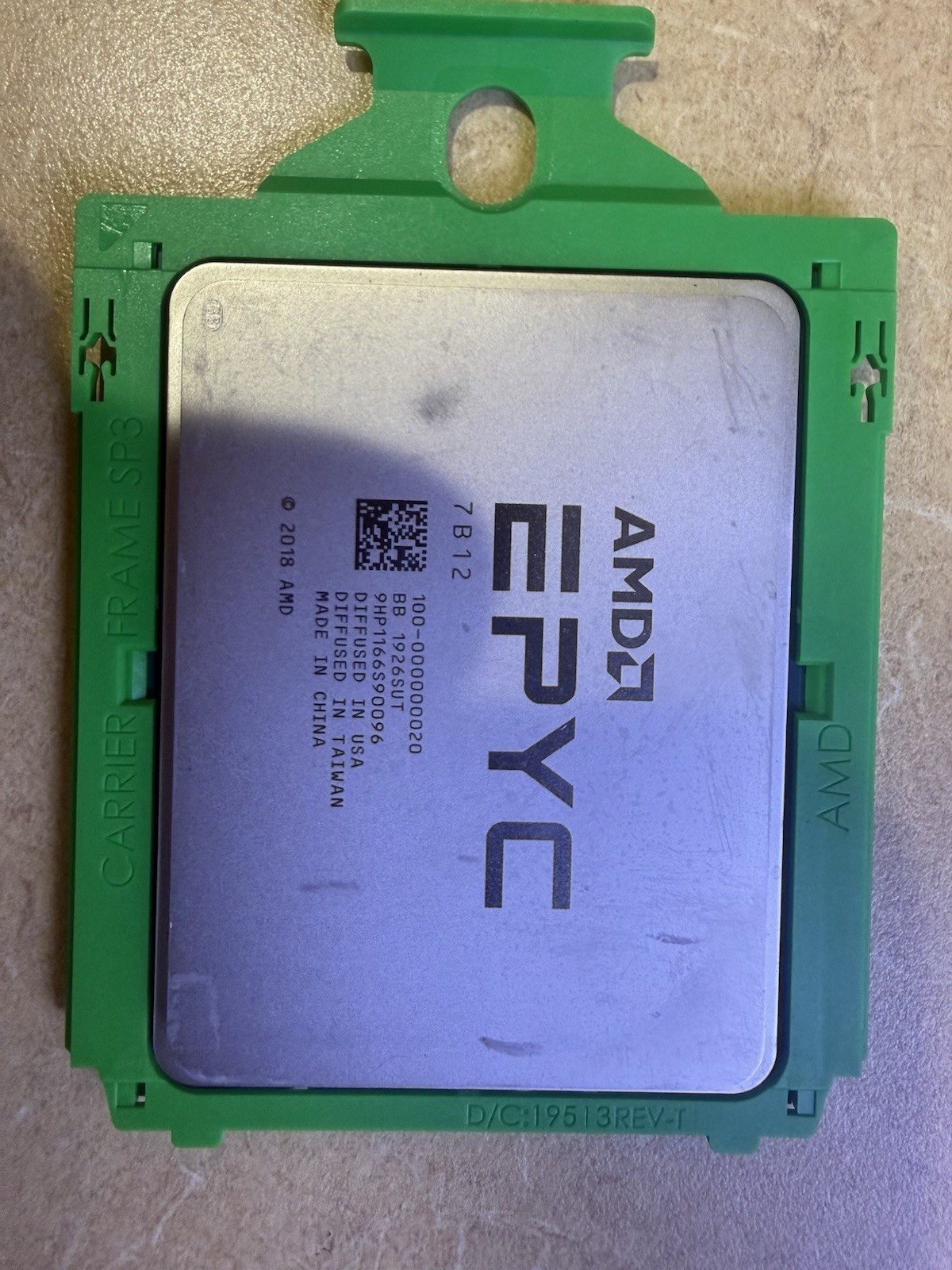 AMD EPYC 7B12 OEM CPU 2.25GHz 64 Core 240W 100-000000020