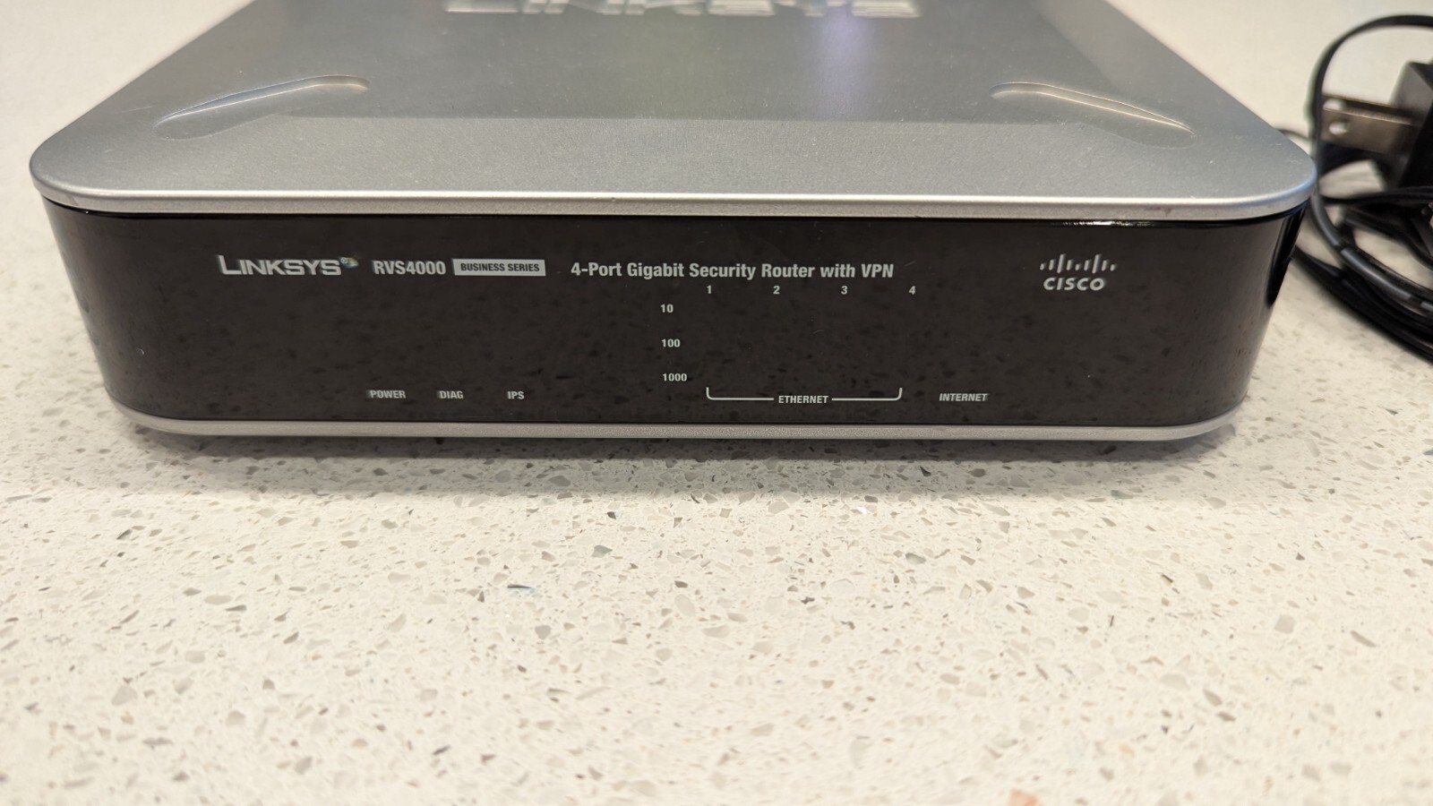 Linksys RVS4000 10/100/1000 4-Port Gigabit Security Router with VPN