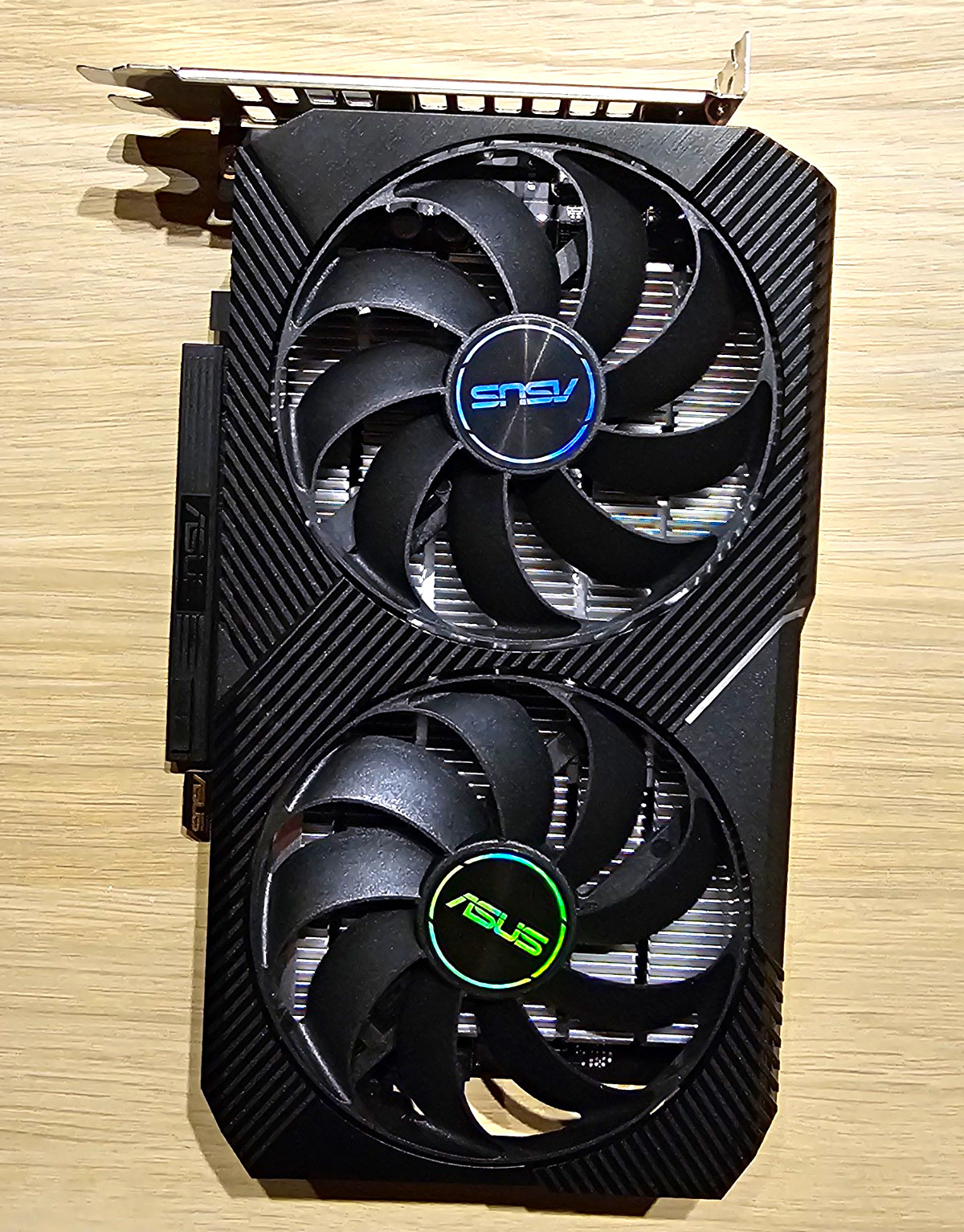 ASUS Dual Radeon RX 6400 4GB GDDR6 PCIe x16 Dual Fan HDMI DisplayPort