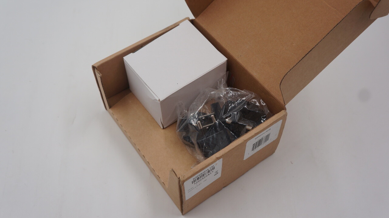 TRANSITION NETWORKS 1000BASE-X TO 1000BASE-T MEDIA CONVERTER