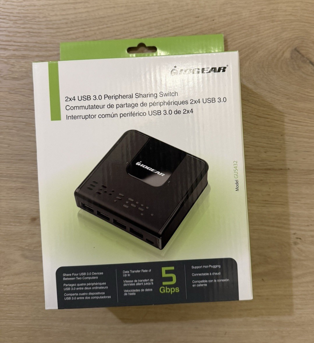 IOGEAR GUS432 2x4 USB 3.0 Peripheral Sharing Switch Adapter, Black