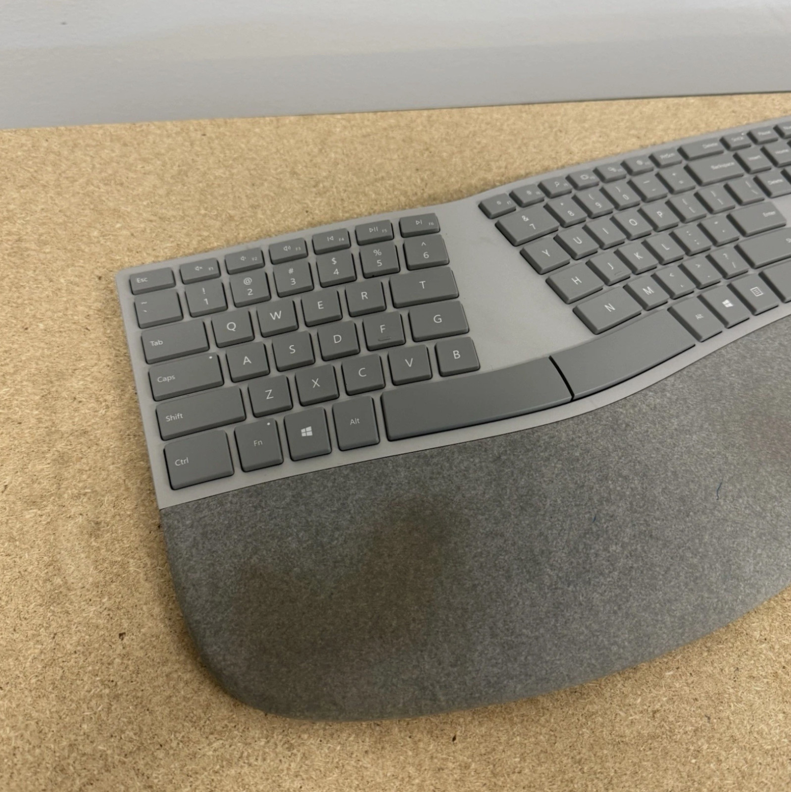 Microsoft Surface Wireless Ergonomic Bluetooth Grey Keyboard Model 1786 TESTED