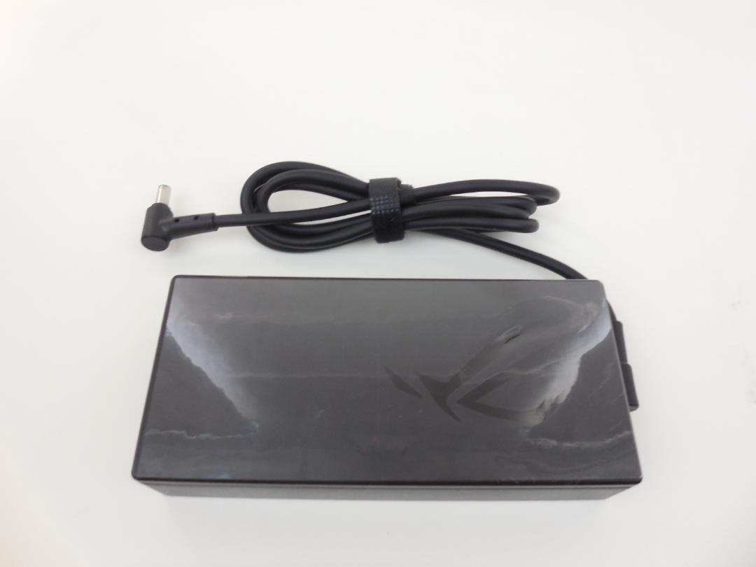 Asus ADP-240EB B 240W 20V 12.0A