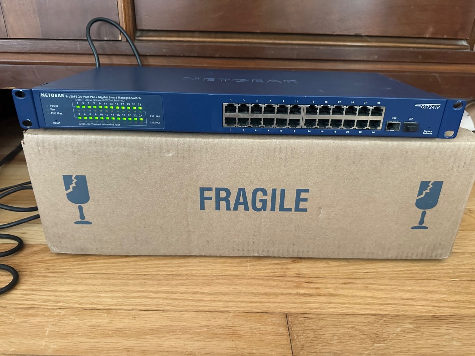 NETGEAR GS724TP v2 24-Port Gigabit Smart Switch with 24 POE Ports