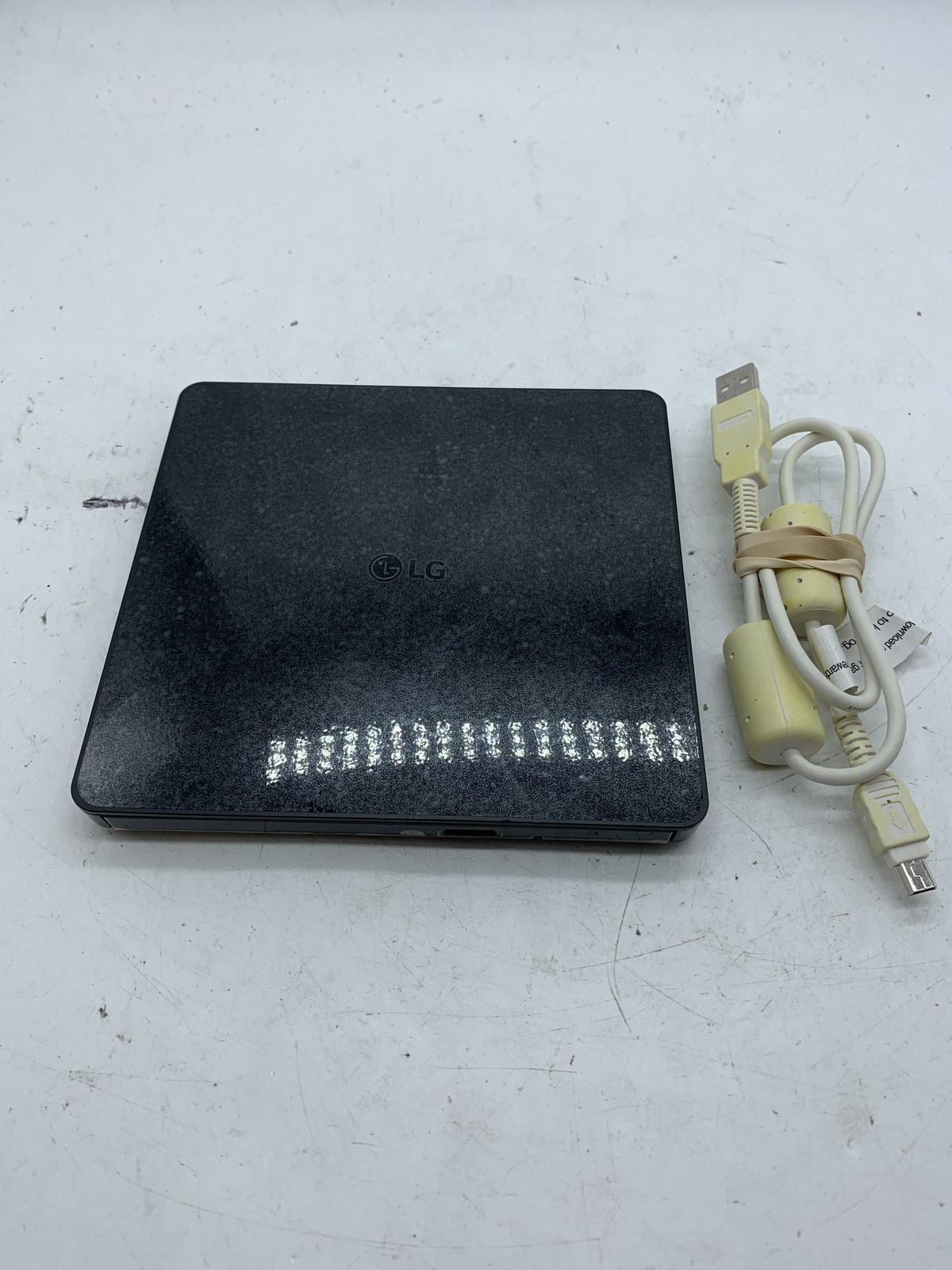 Hitachi LG GP63EX70 Slim Portable DVD Writer w/ Cable ~ 