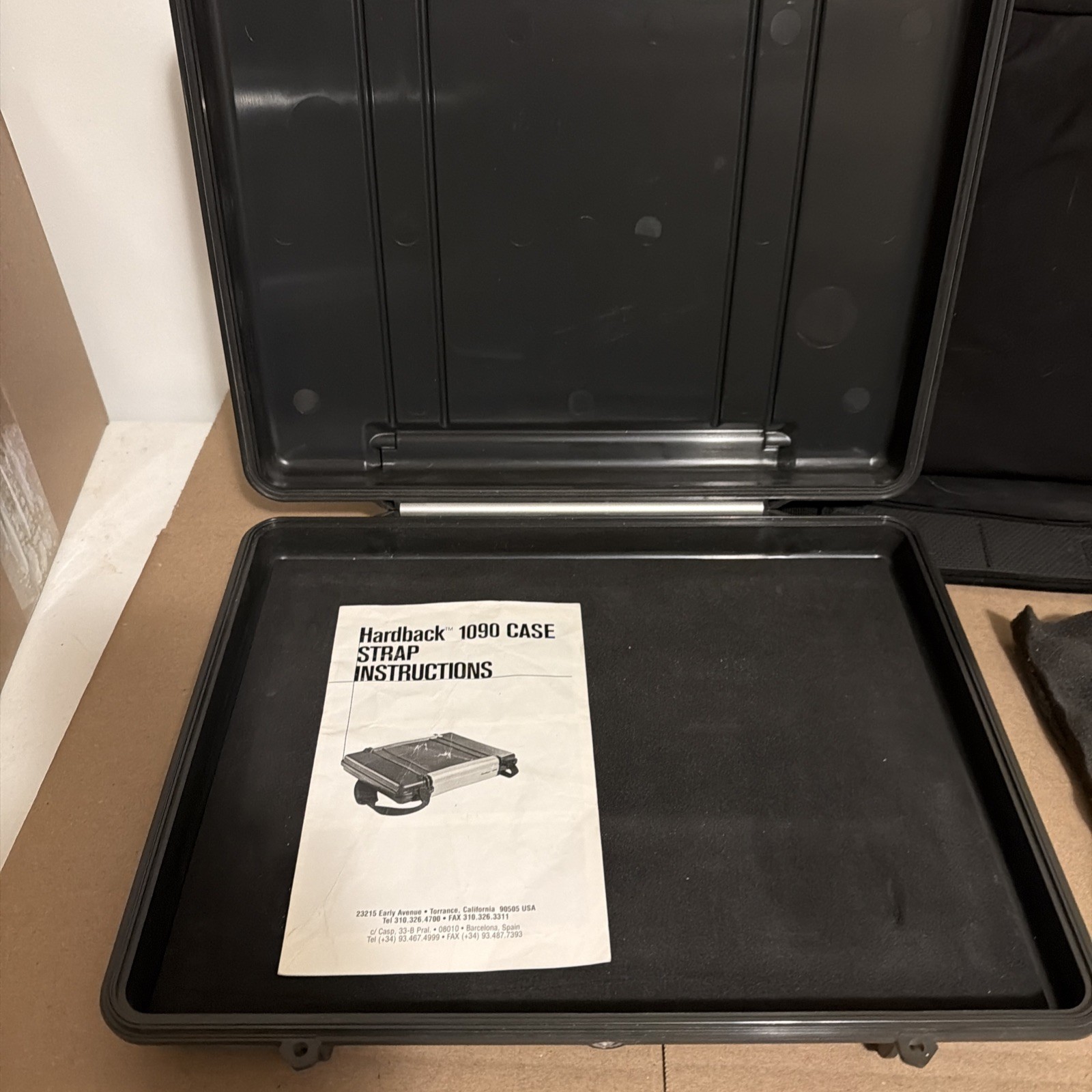 Pelican Hardback 1090 15” Notebook Computer Protector W/foam