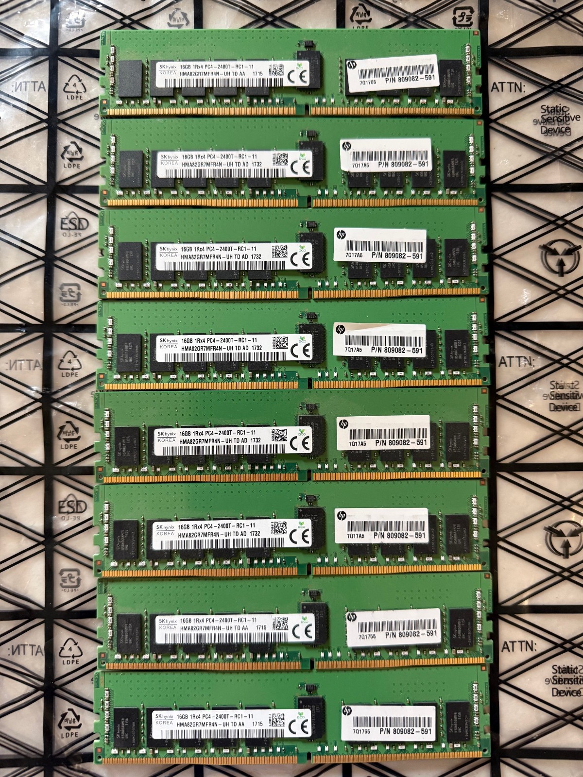 SK Hynix 128GB (8x16GB) PC4-2400T ECC DDR4 RAM HMA82GR7MFR4N-UH HP 809082-591