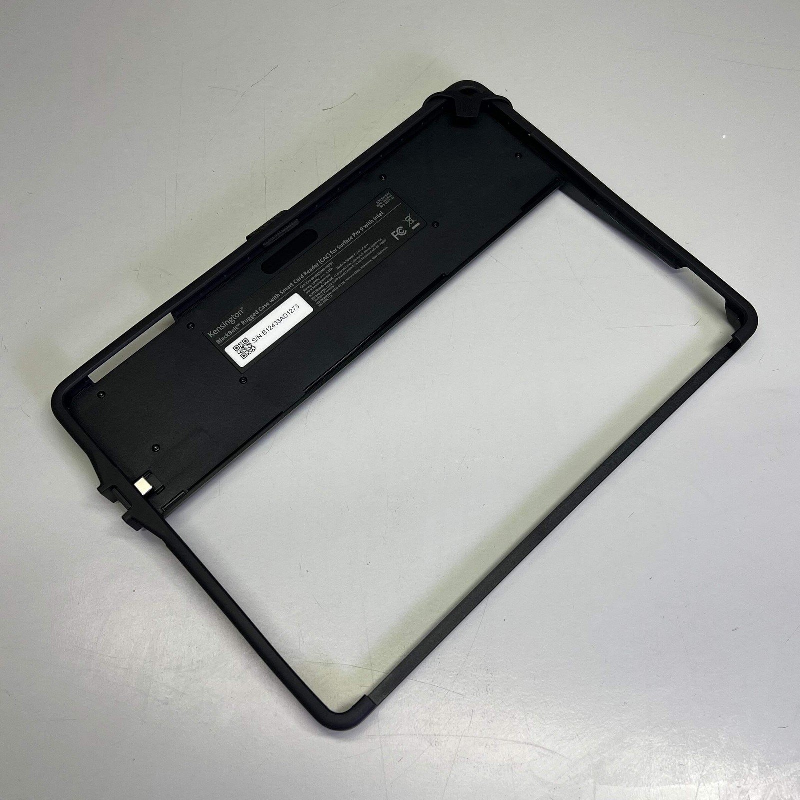 KENSINGTON Blackbelt Rugged Case W/ CAC Reader For Surface Pro 9 K62539WW