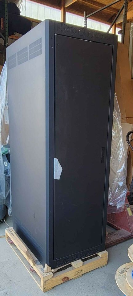 middle atlantic data rack enclosure