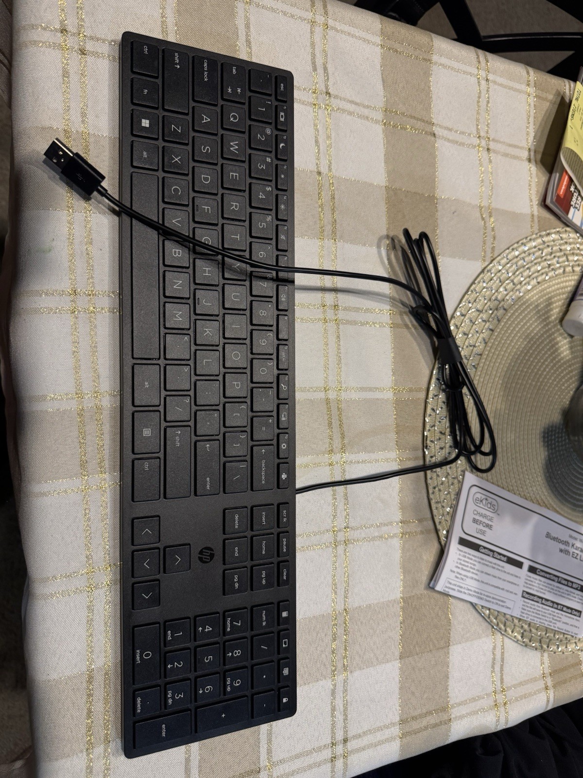 HP wired desktop pc keyboard model sk-2085 black usb powered 