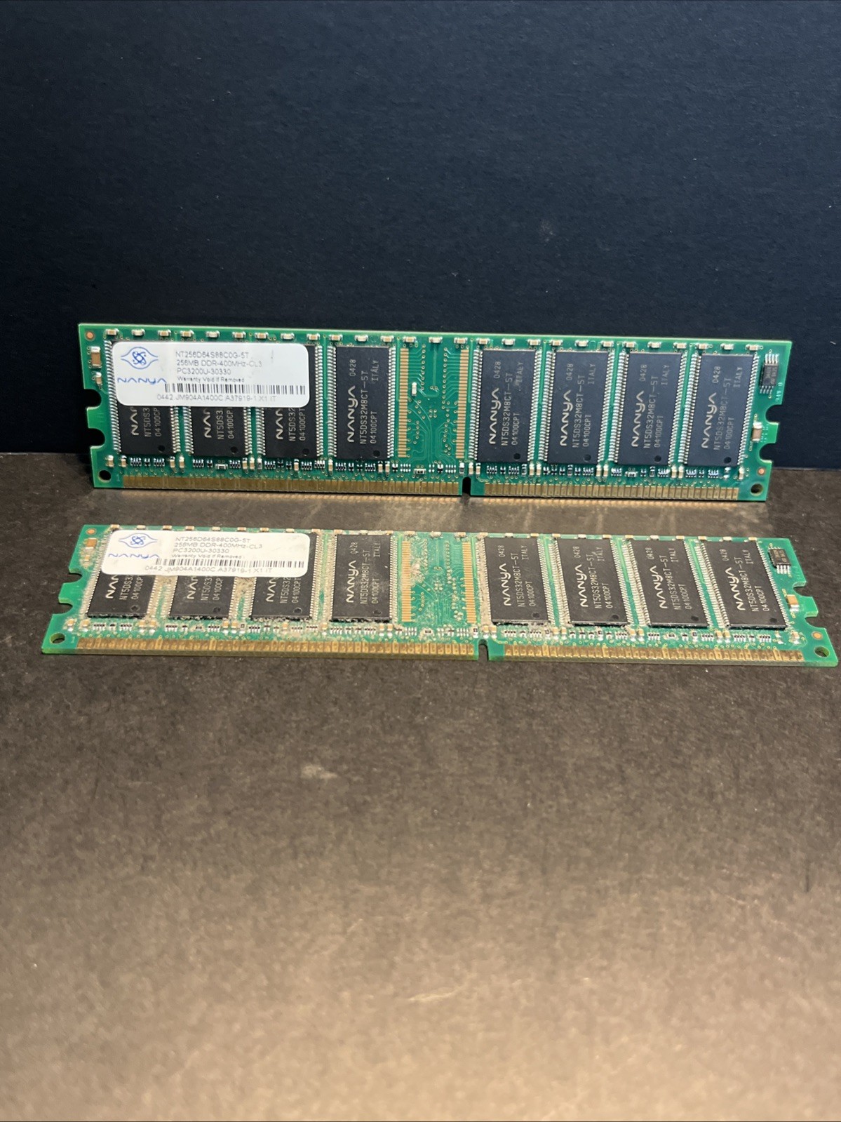 Two Sticks Of Ram Nanya NT256D64S88C0G-5T 256MB DDR-400MHz-CL3 Untested