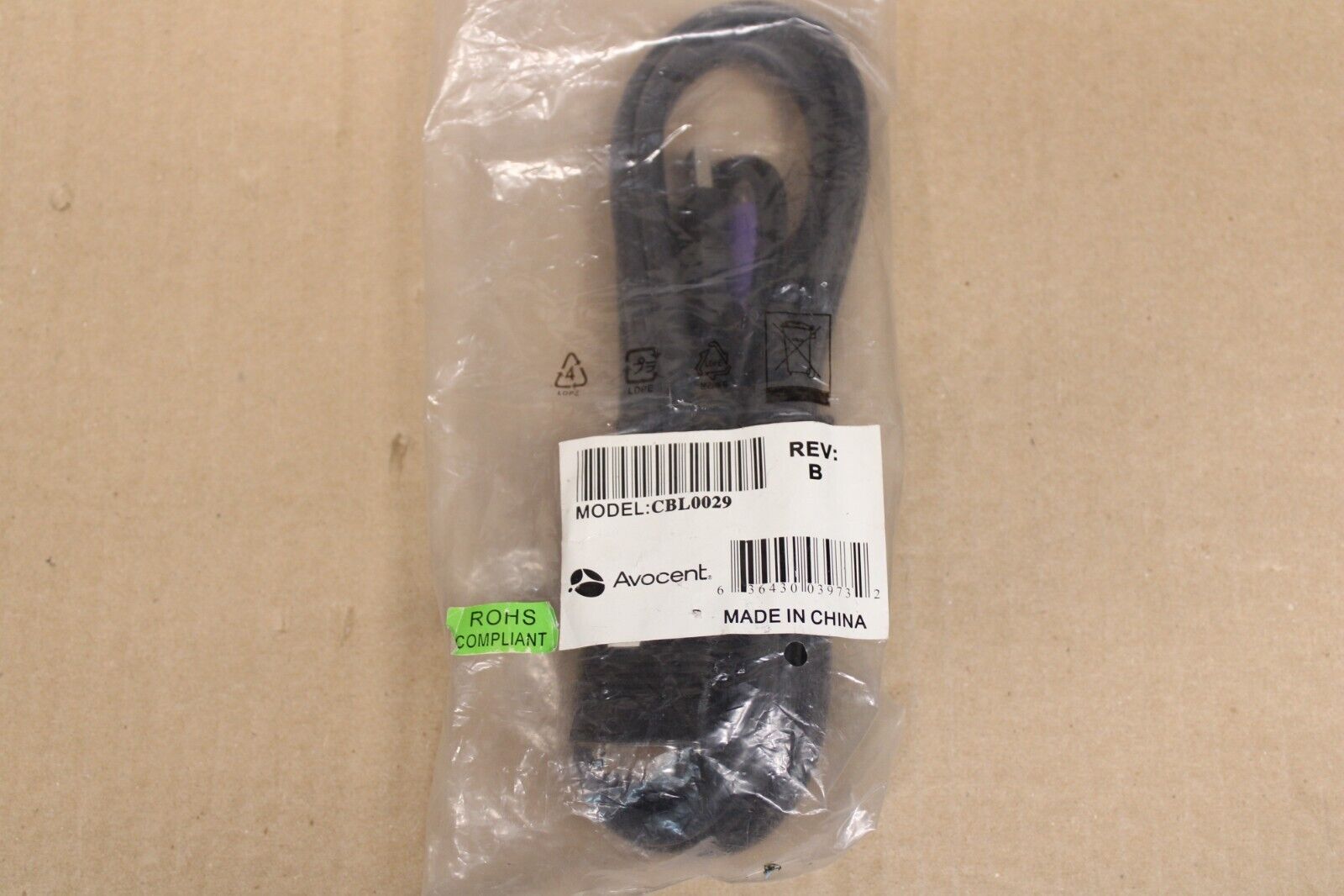 Avocent KVM Switch Cable CBL0029 9Ft. Sealed New
