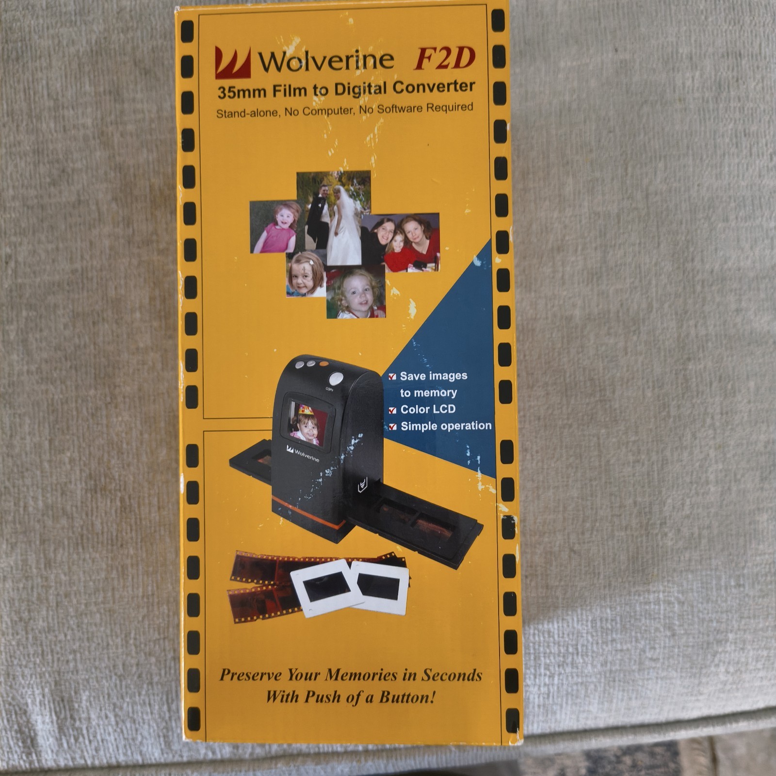 Wolverine F2D 35mm Film to Digital Converter Stand Alone Tested 2gb Sd Card Incl