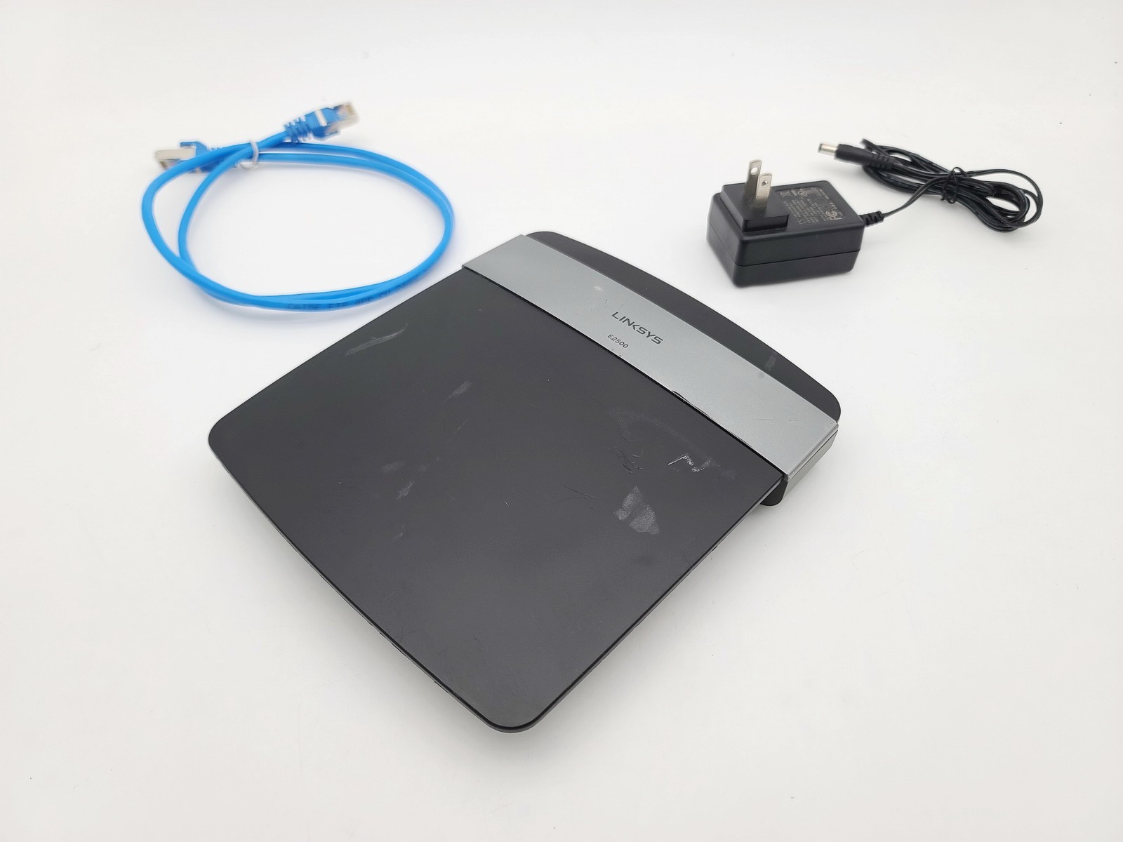 LINKSYS E2500 V4 N600 DUAL BAND WIFI 4 WIRELESS ROUTER 4-PORT FAST ETHERNET