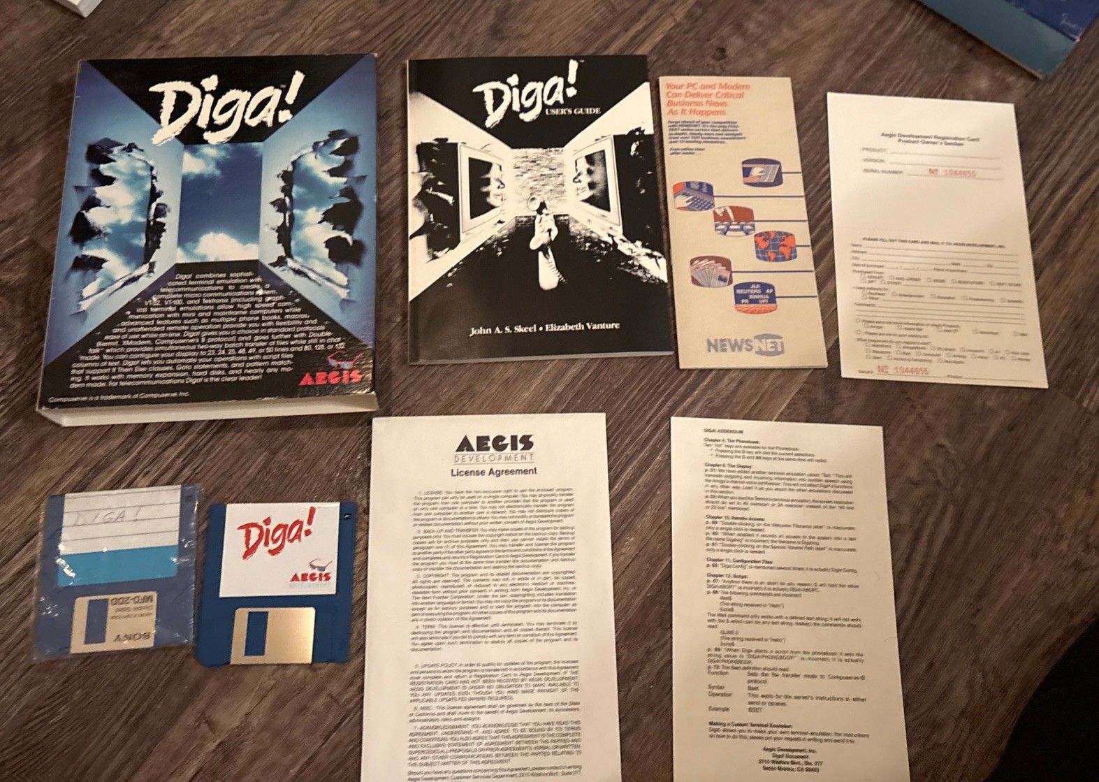 Diga User Guide/Disk- Aegis Development Telecommunications for Commodore Amiga