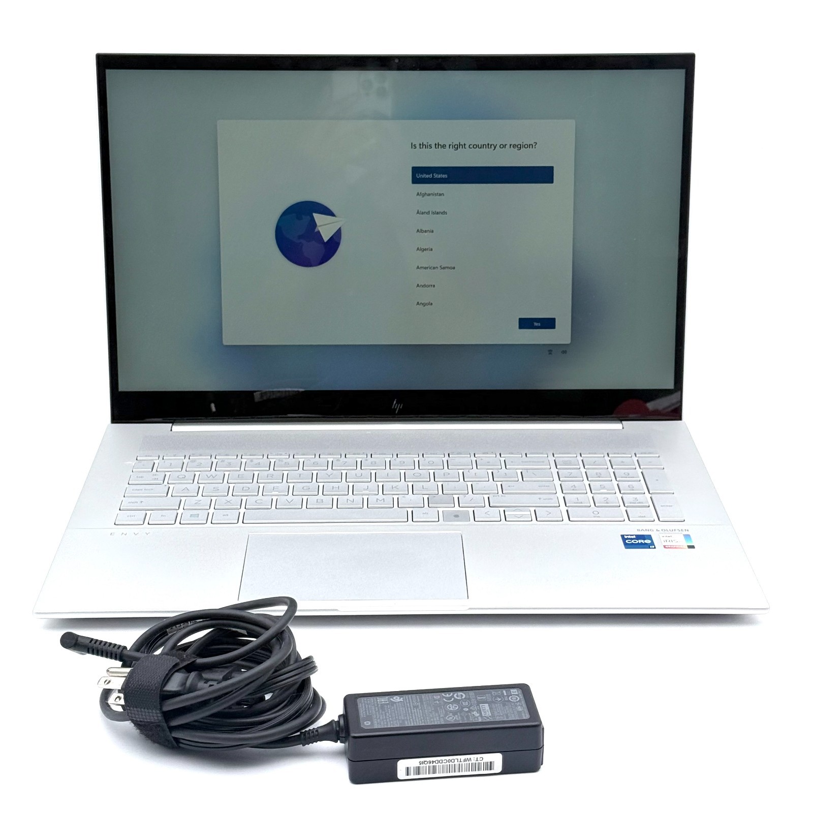 HP Envy 17m-ch0013dx Laptop 11th Gen Intel Core i7-1165G7 12GB RAM 512GB SSD Sil