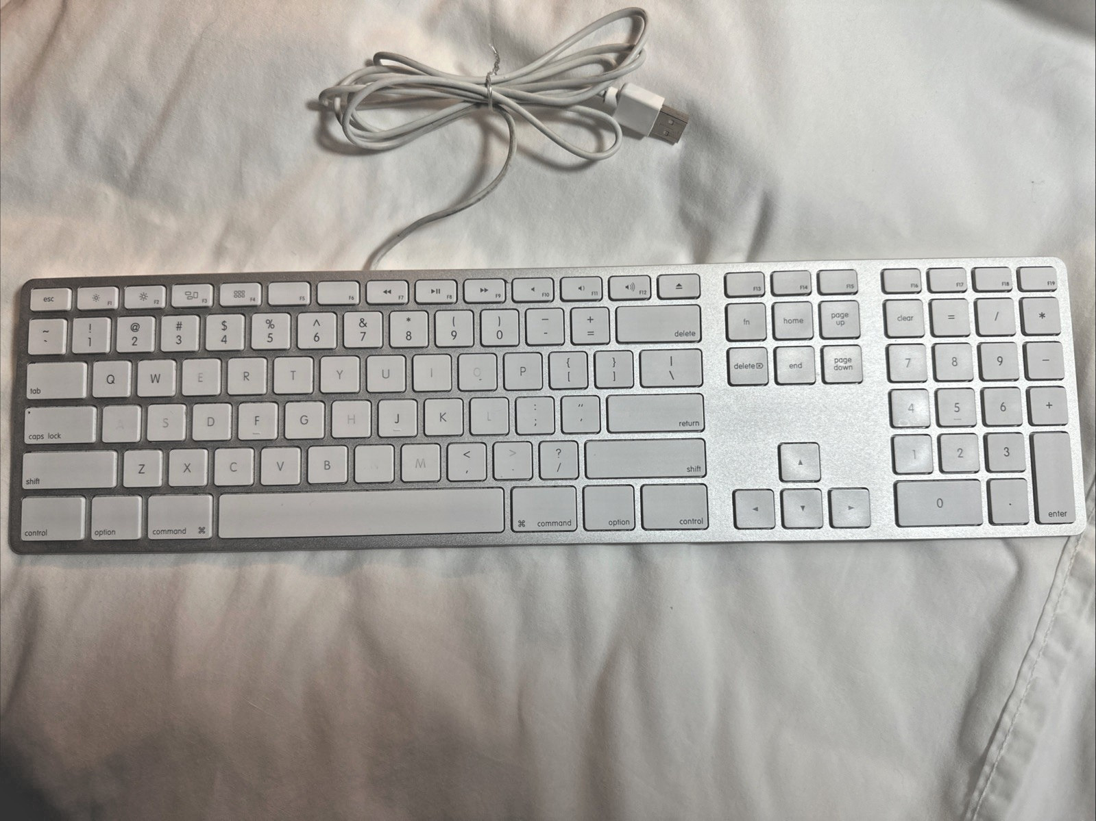 Matias FK318S Wired Aluminum Full Keyboard for Mac 2x USB Ports - Silver