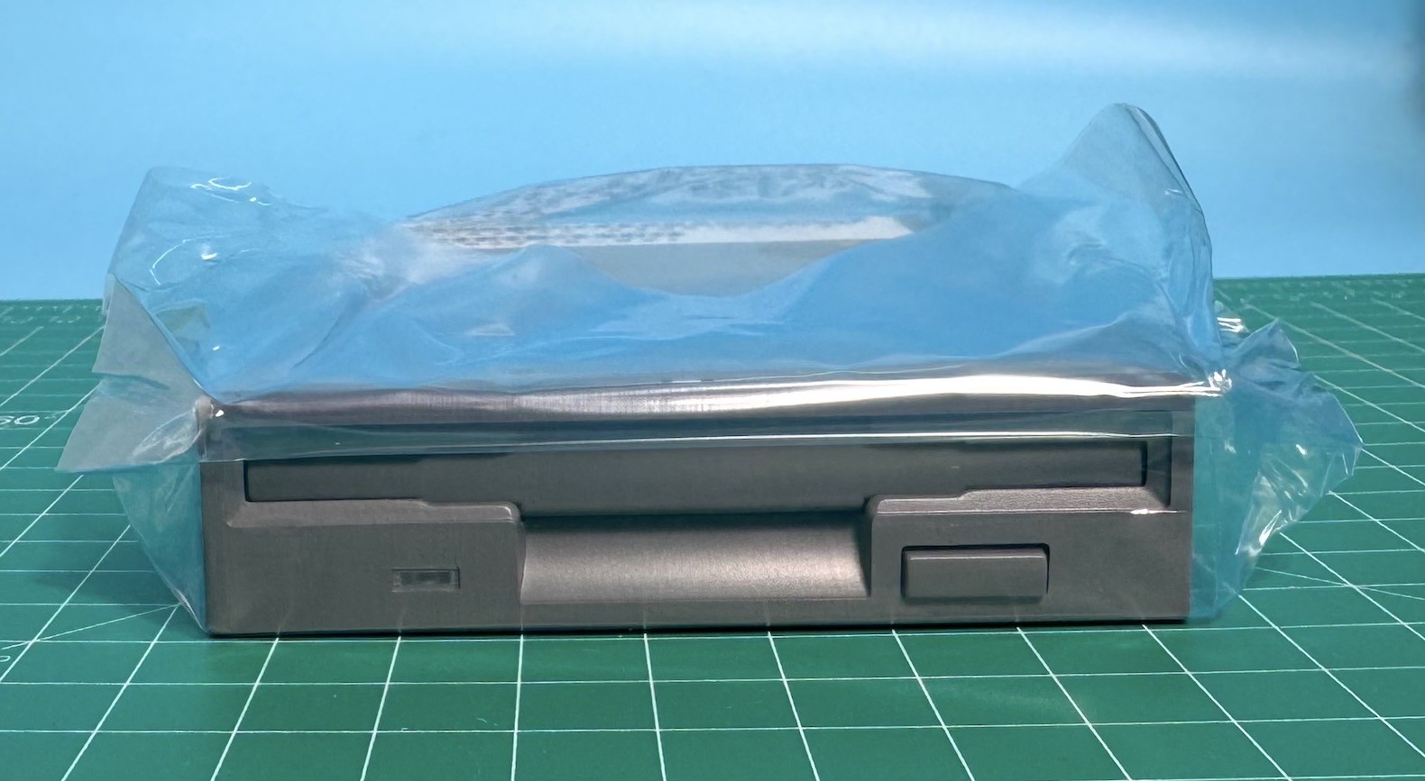 NEW Sony 3.5" Floppy Disk Drive 1.44MB MPF920 MPF920-6/AU5 NOS New Old Stock
