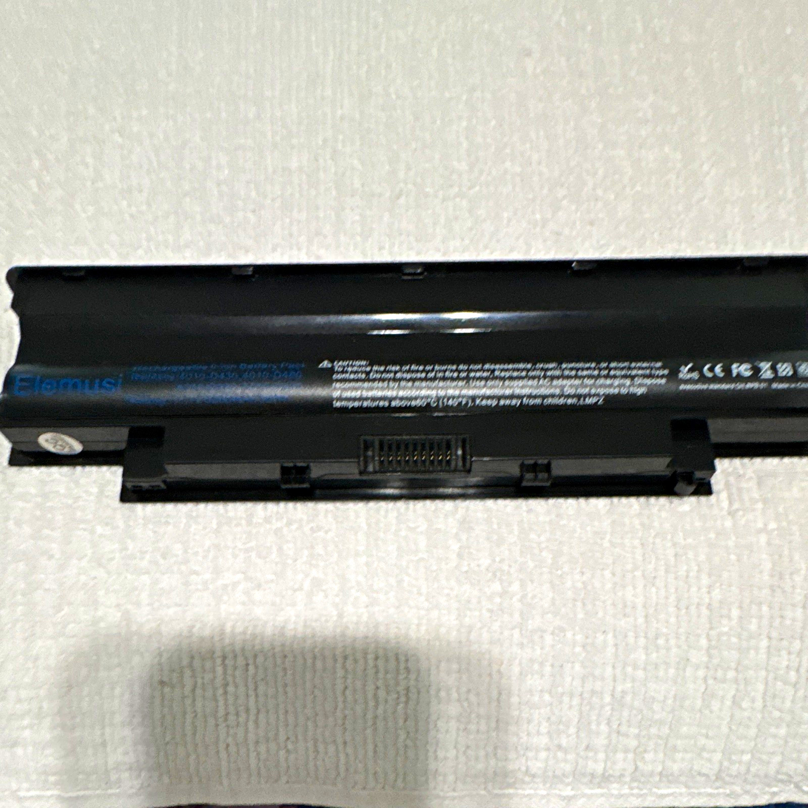 Elemusi 11.1V 5200mAh 6-Cell Li-ion Laptop Battery for Dell Inspiron 4010-D430