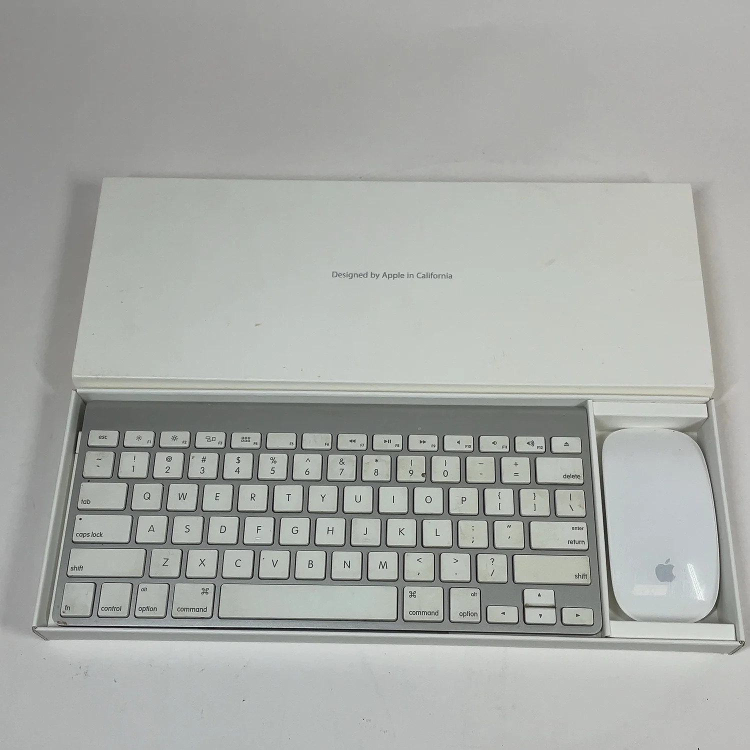 Apple Magic Keyboard and Mouse A1314/A1296 