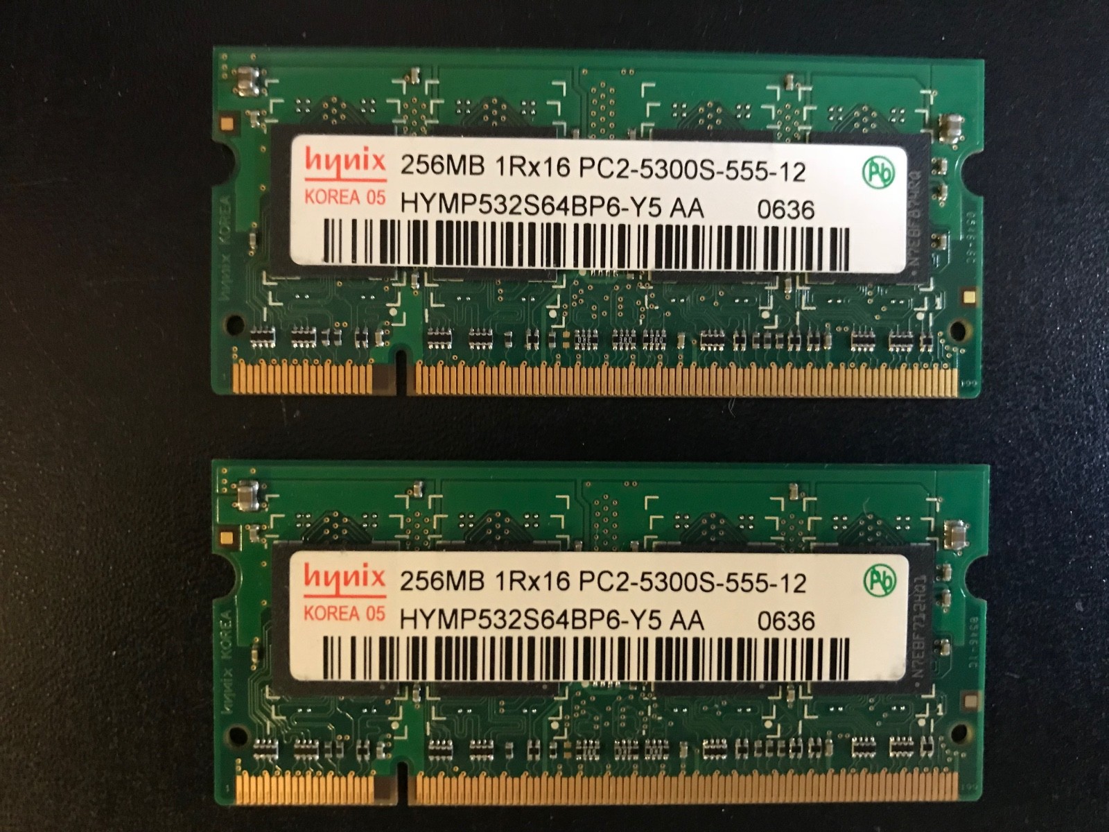 Hynix 2 x 256 mb PC2 - 5300 RAM / Memory
