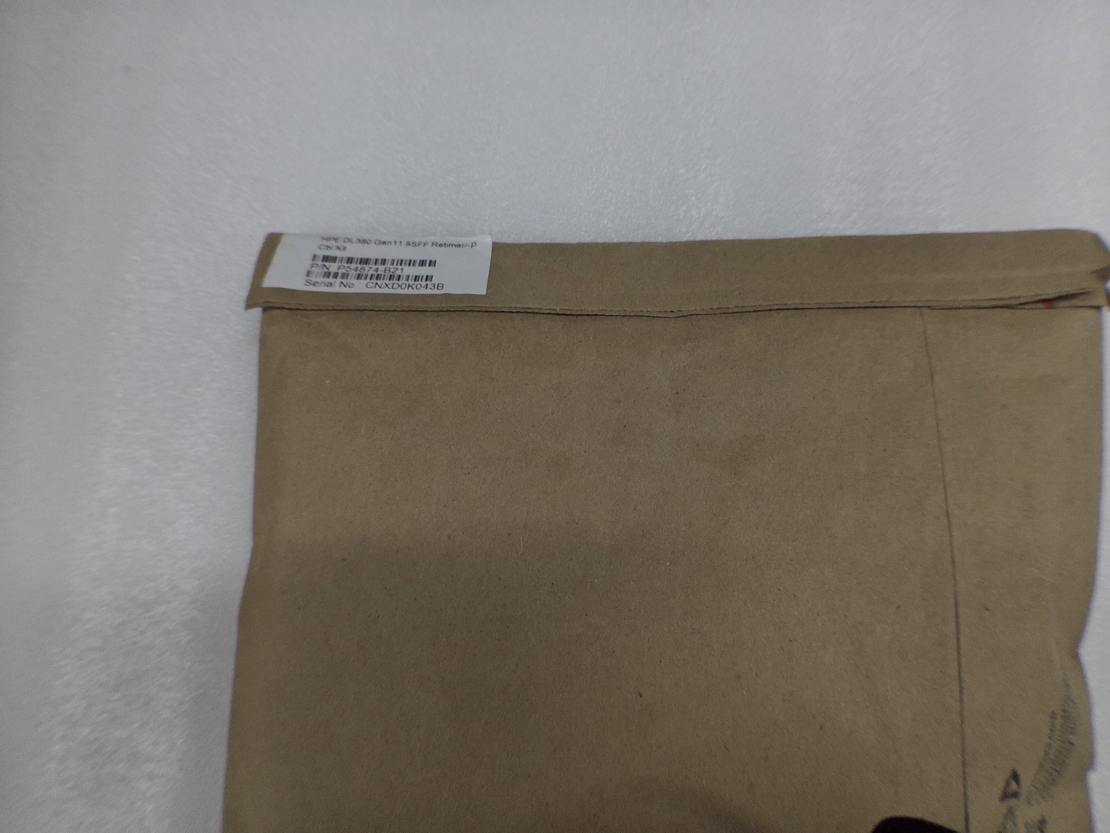 HPE DL380 Gen11 8SFF Retimer/-P Cbl P54874-B21