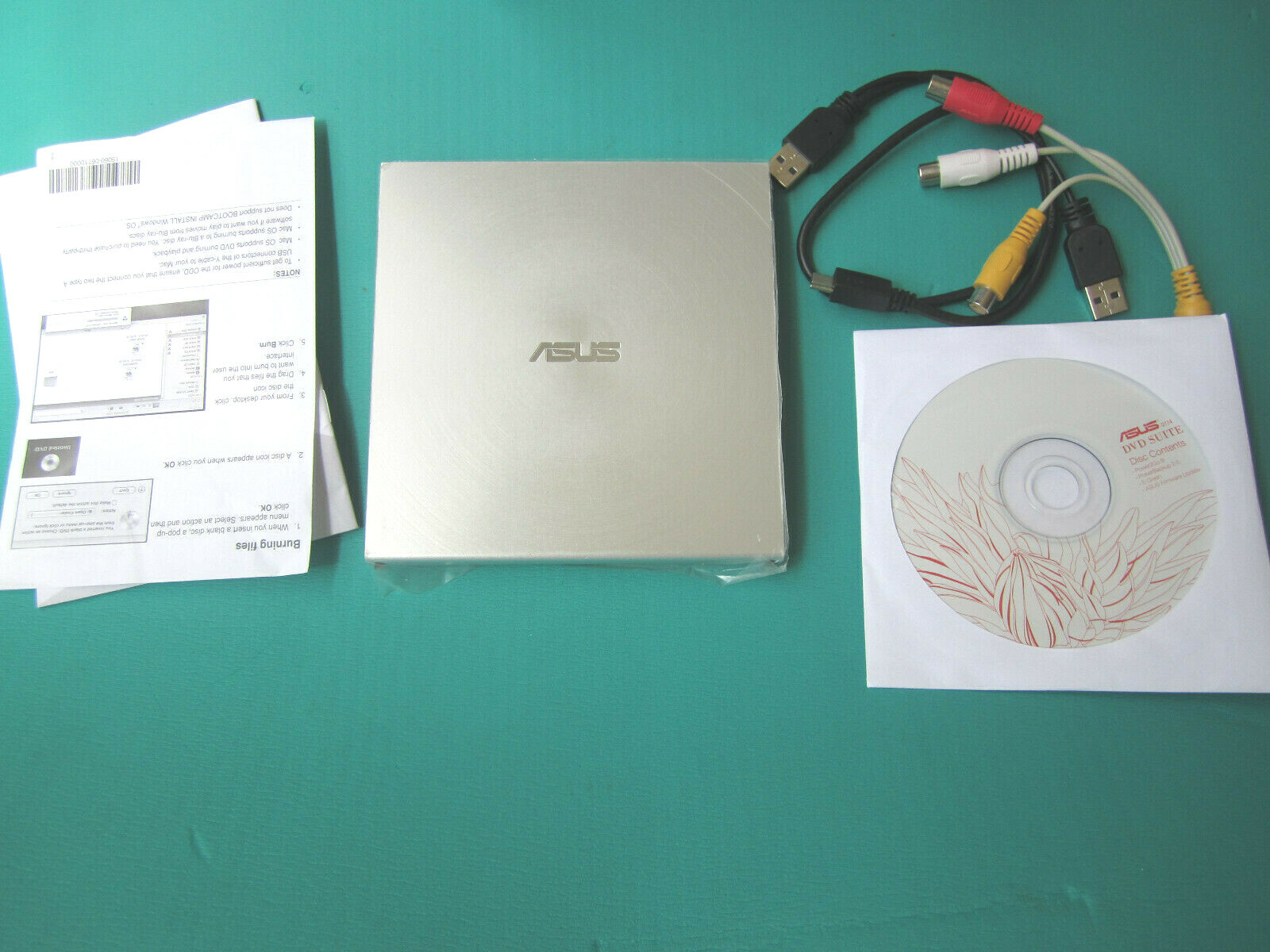 Asus SDRW-08U5S-U 8X ULTRA EXTERNAL SLIM DVD Writer for Windows and Mac OS
