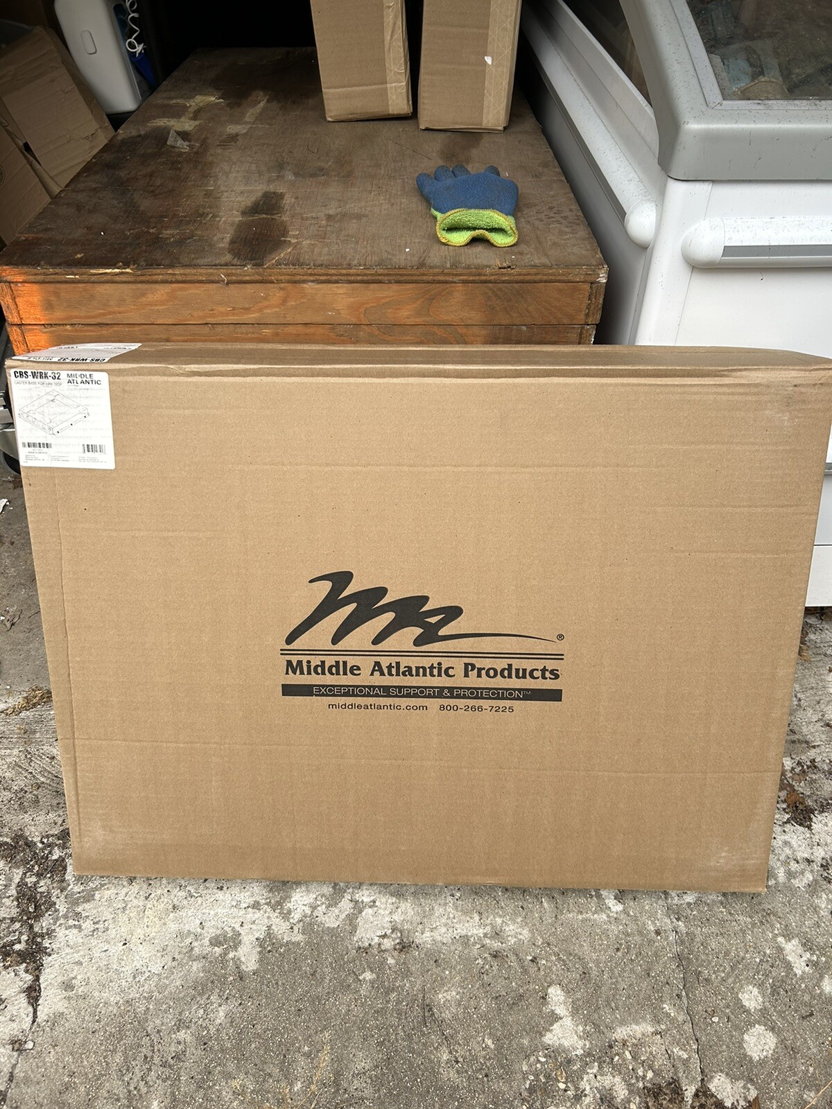 Middle Atlantic CBSWRK32 Skirted Wheelbase with 4 Fine Floor Casters WRK32 New
