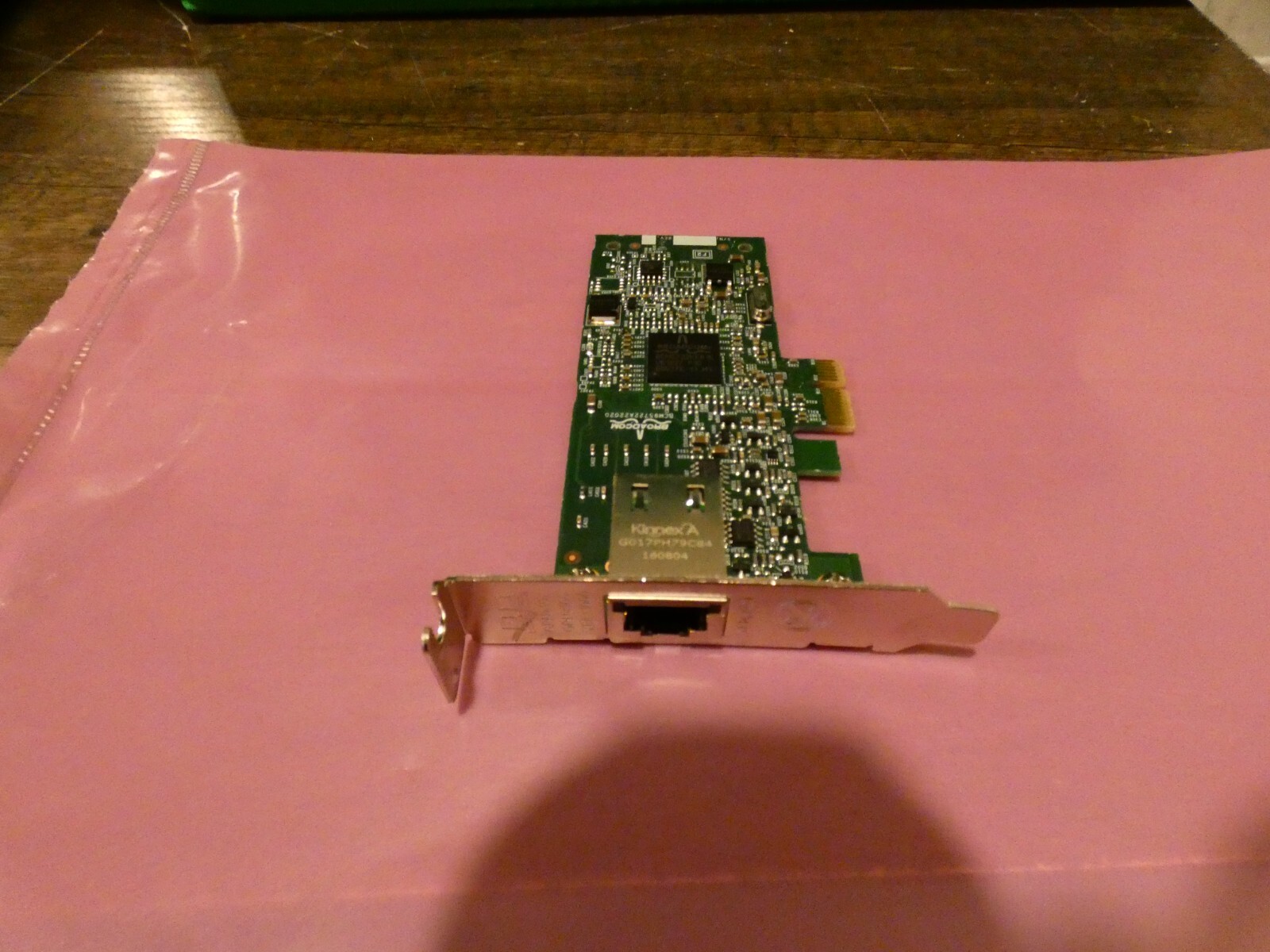 C71KJ Dell Broadcom PCI Express Network Adapter Card Low Profile P/N: 0C71KJ OEM