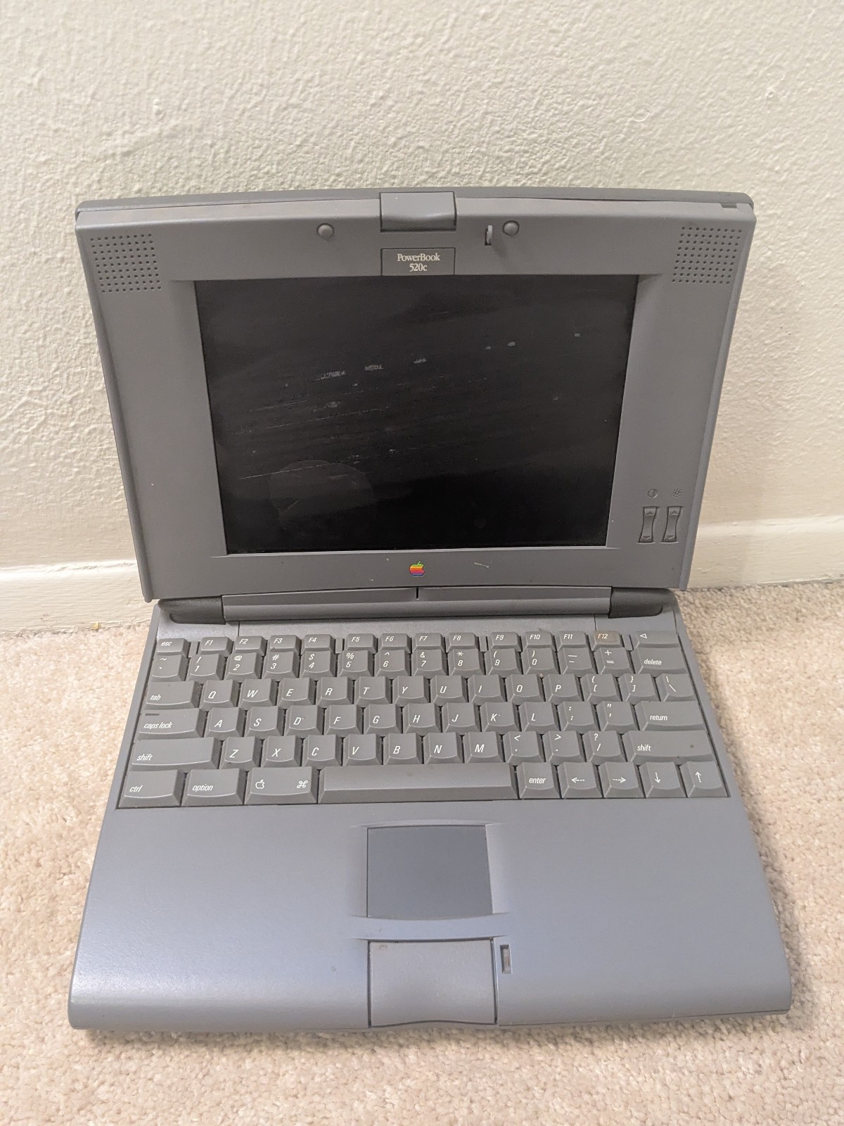 Apple PowerBook 520c / untested / for parts / free returns