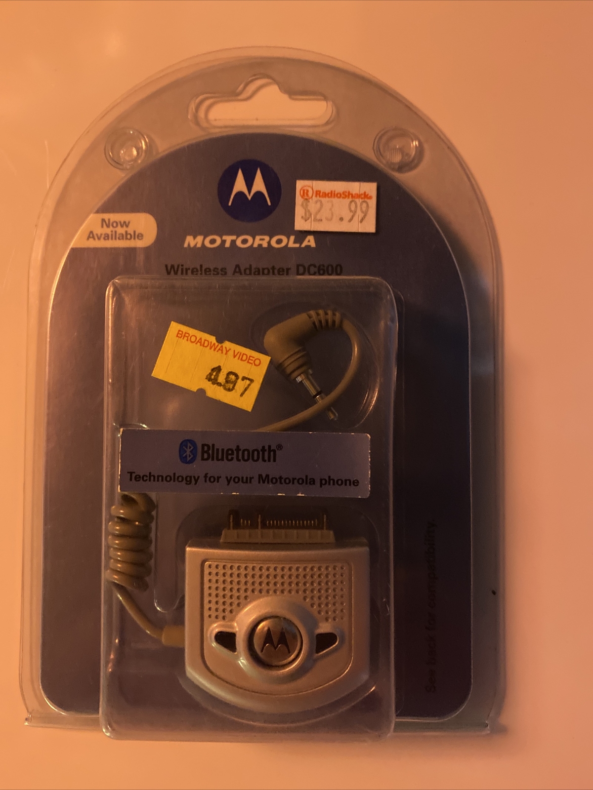 NEW Motorola Bluetooth Mobile Phone Wireless Adapter DC600