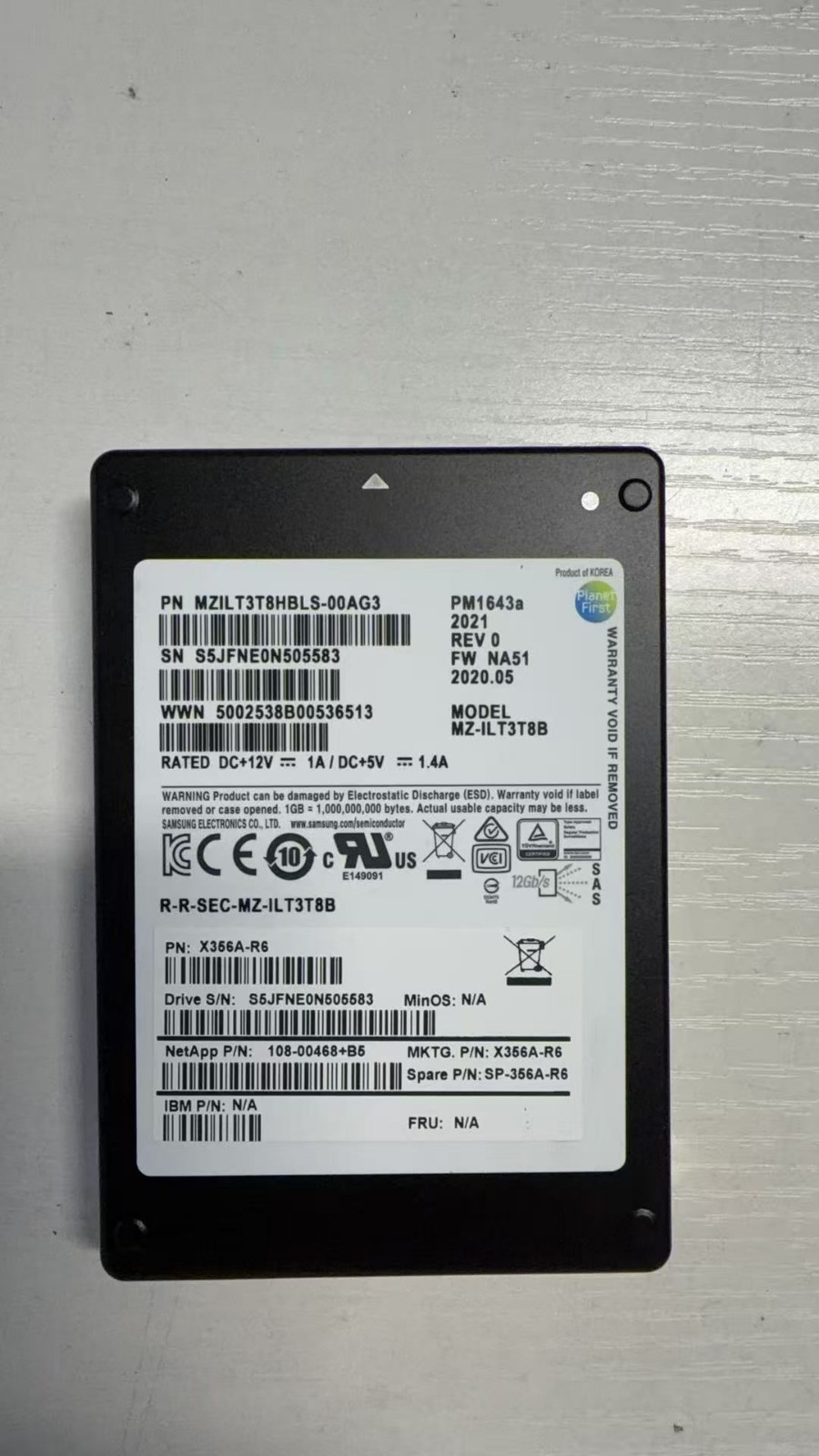 X356A-R6  NetApp SAMSUNG MZ-ILT3T8B 3.84TB PM1643a 108-00468 SAS 12G SSD