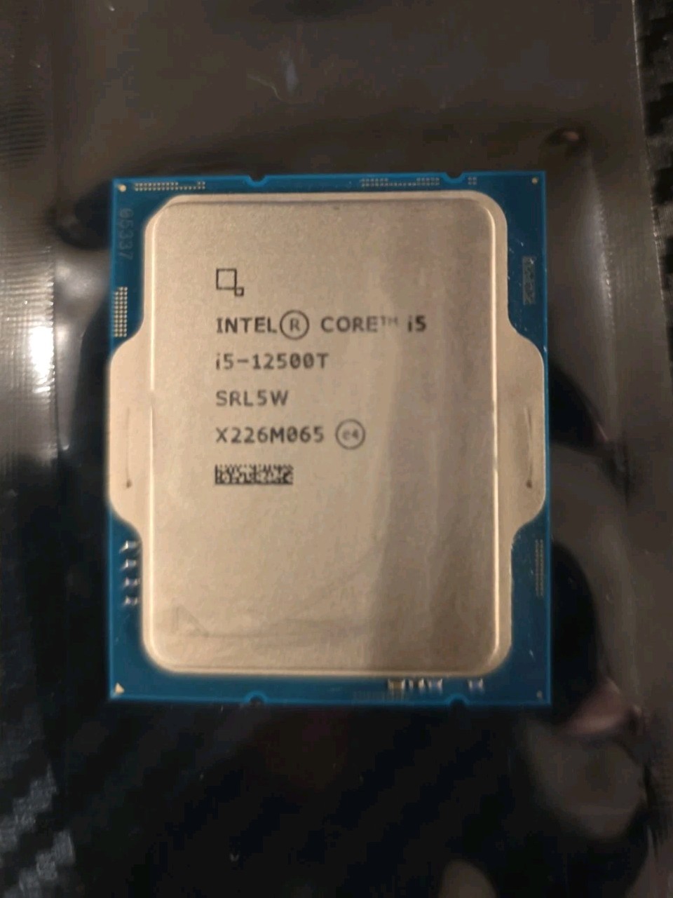 Intel Core i5-12400F 2.50GHz 6 Core SRL4W 12 Thread LGA 1700