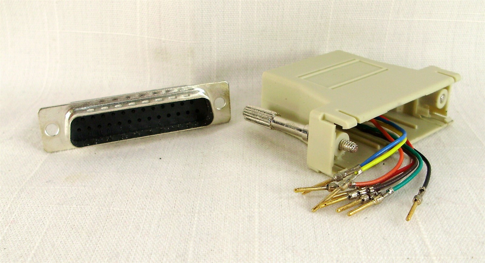 DB25M to RJ45 Modular Adapter Make your Own Gold Pins Network to Comm Beige NEW