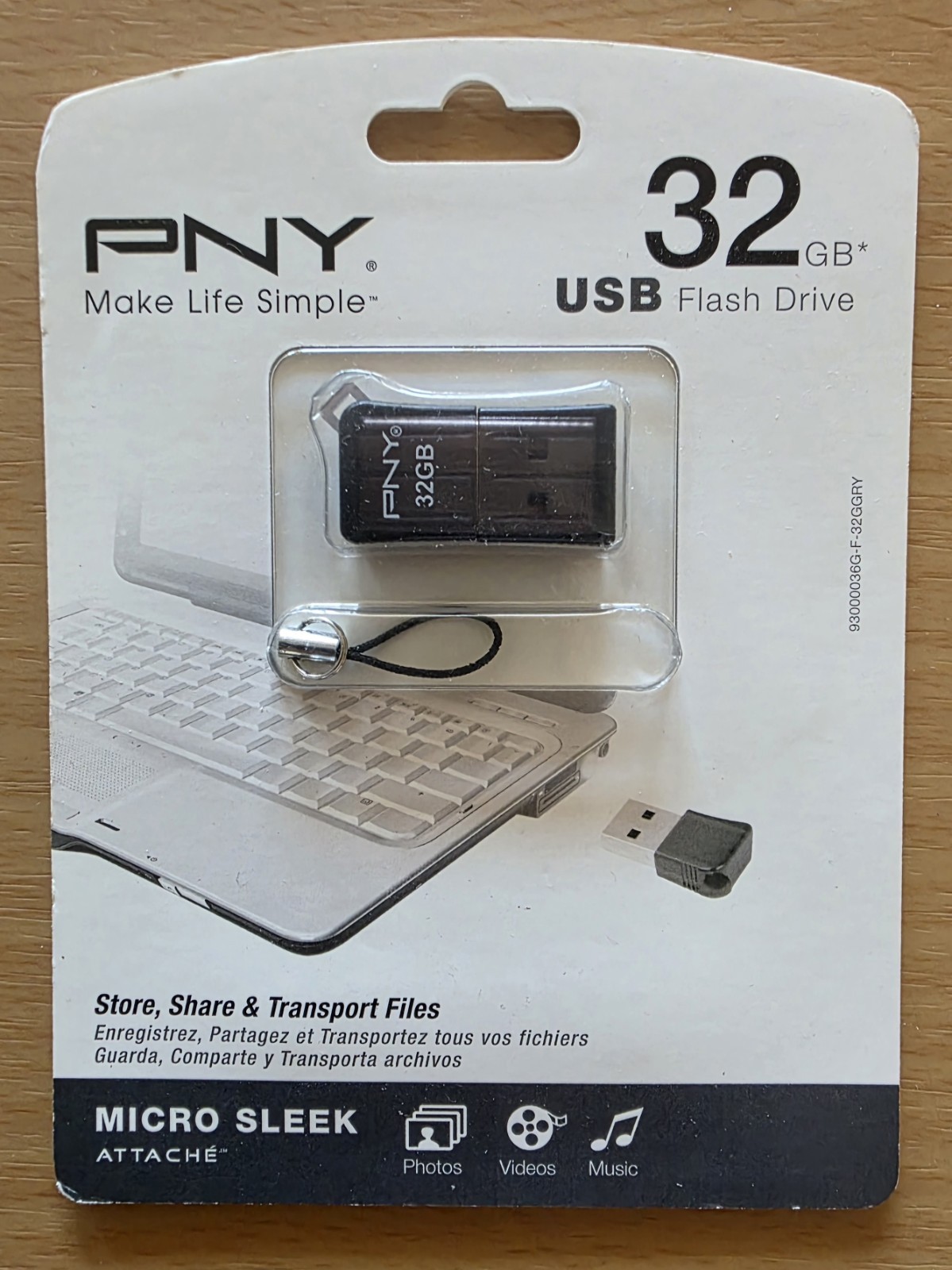 GENUINE PNY 32GB Micro Sleek Attache USB Flash Drive FDD Thumb P-FDU32GSLK/GRY-G