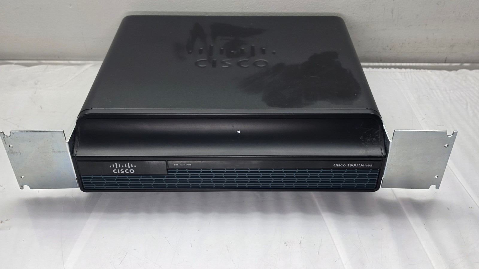 Cisco 1900 Series CISCO1941/K9 Integrated Services Router I012