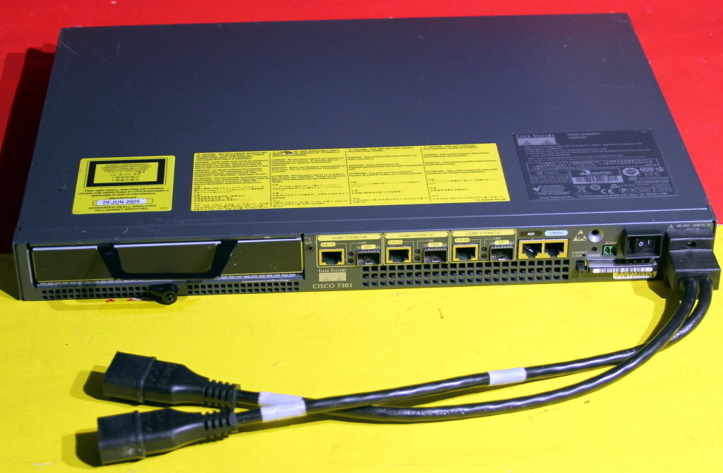 CISCO7301-2AC Cisco 7301 3-Port Gigabit Router with Dual AC Power