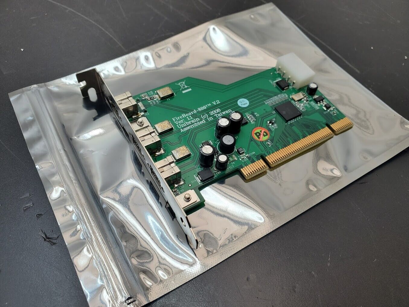 Unibrain FireBoard-800 V.2 1394b PCI Adapter Card 3-Port Version 1.1 09912009-1