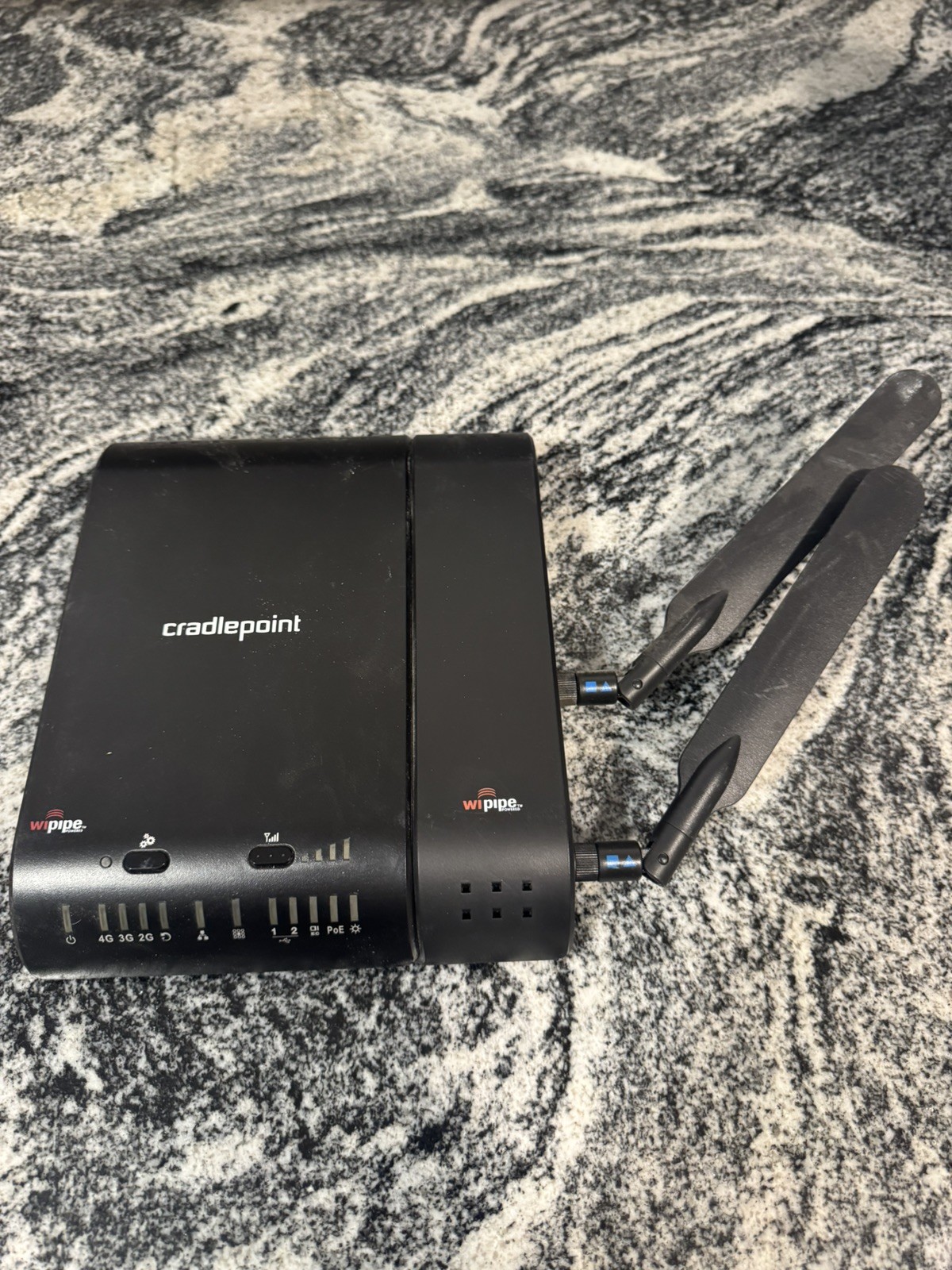 Cradlepoint CBA750B Mobile Broadband Wireless Router