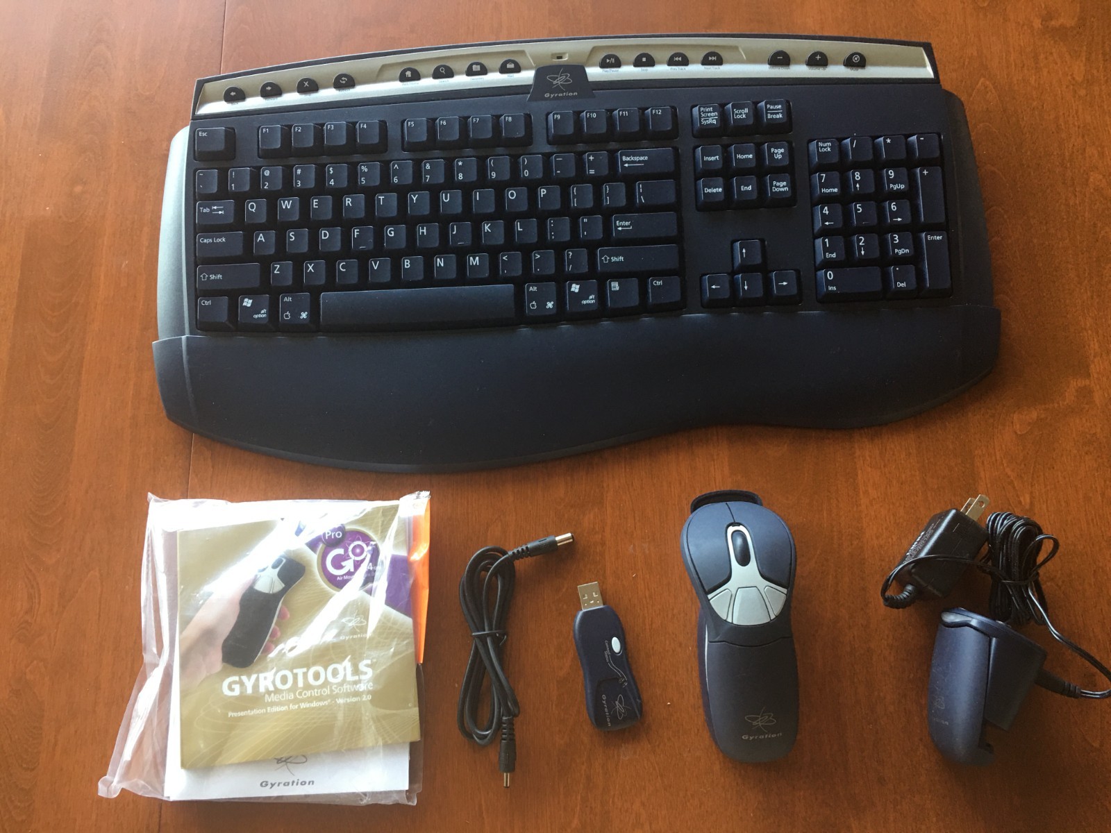 Gyration Pro GO 2.4 GHz Cordless Optical Air Mouse & Full-Size Keyboard Suite