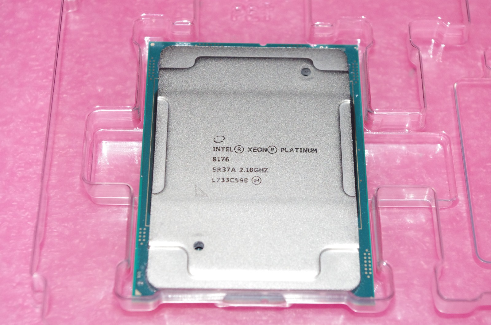 Intel Xeon Platinum 8176 SR37A 2.10GHz  28-Core LGA3647 USA SELLER FAST NICE CPU