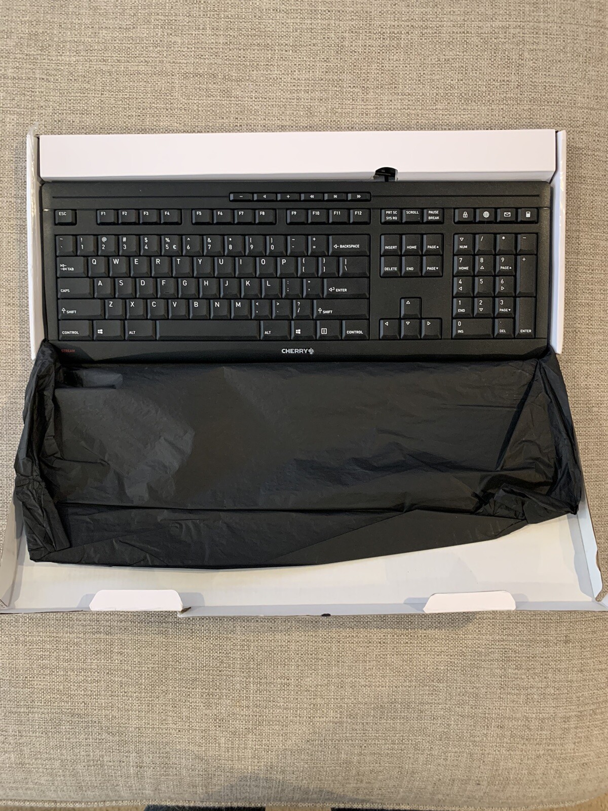 Cherry Stream Wired Quiet Keyboard Black JK-8500EU-2 New Open Box